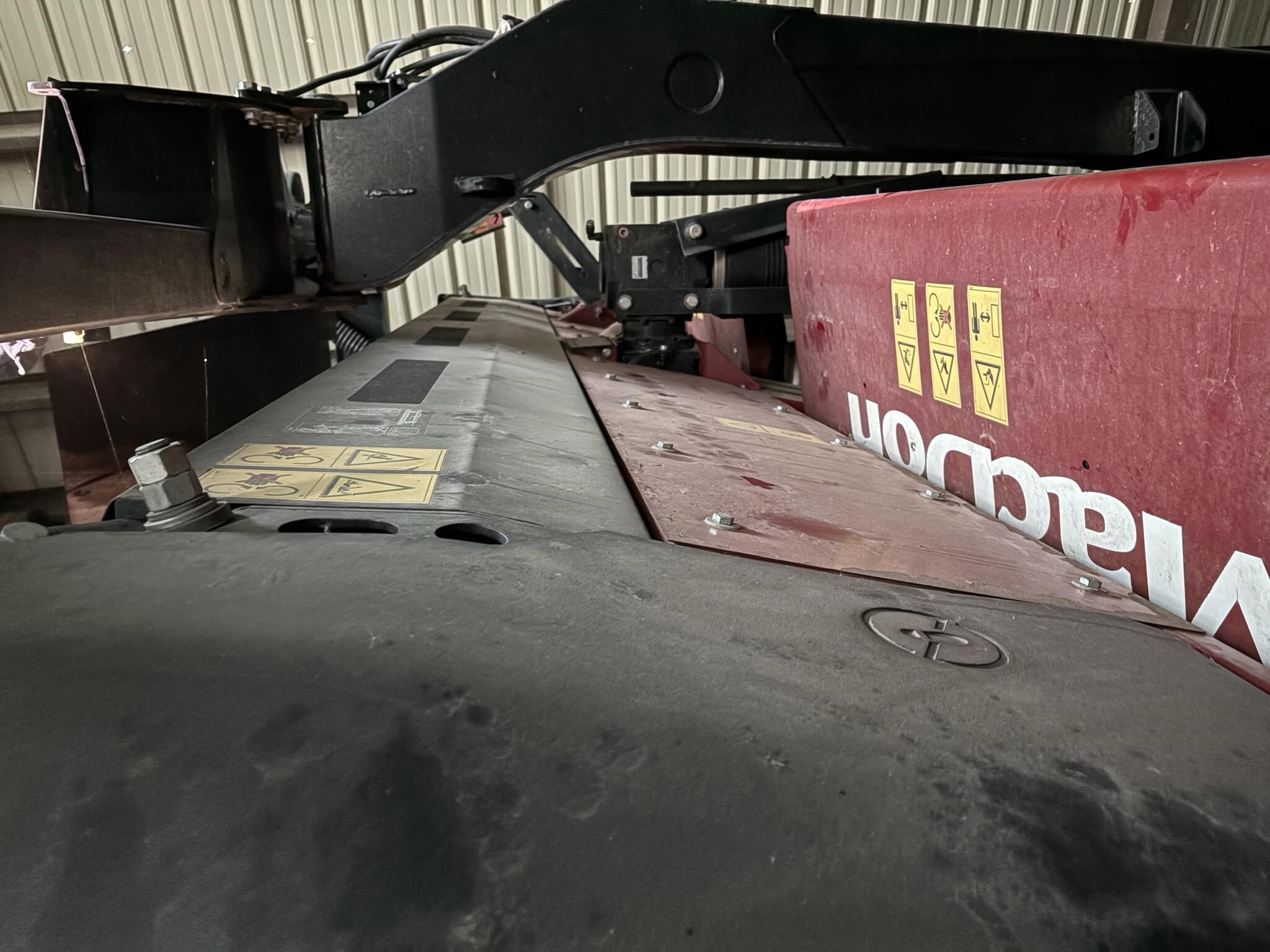 2021 MacDon R116PT Pull-Type Windrowers and Swather