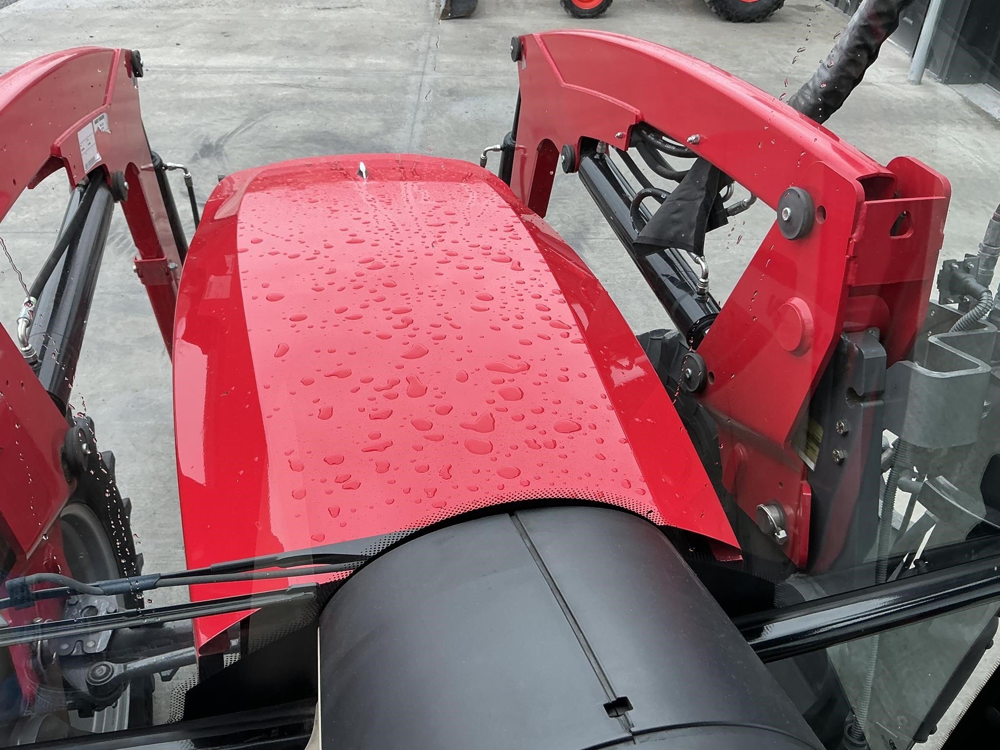 2020 Massey Ferguson 4707 Tractor