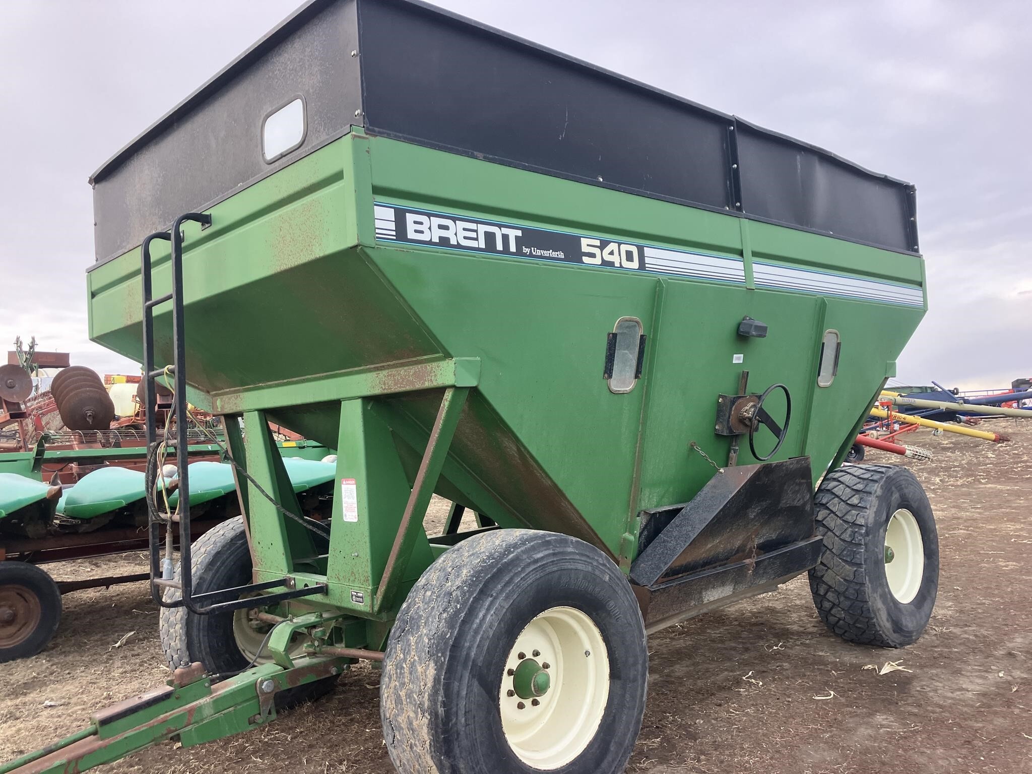  Brent 540 Gravity Wagon