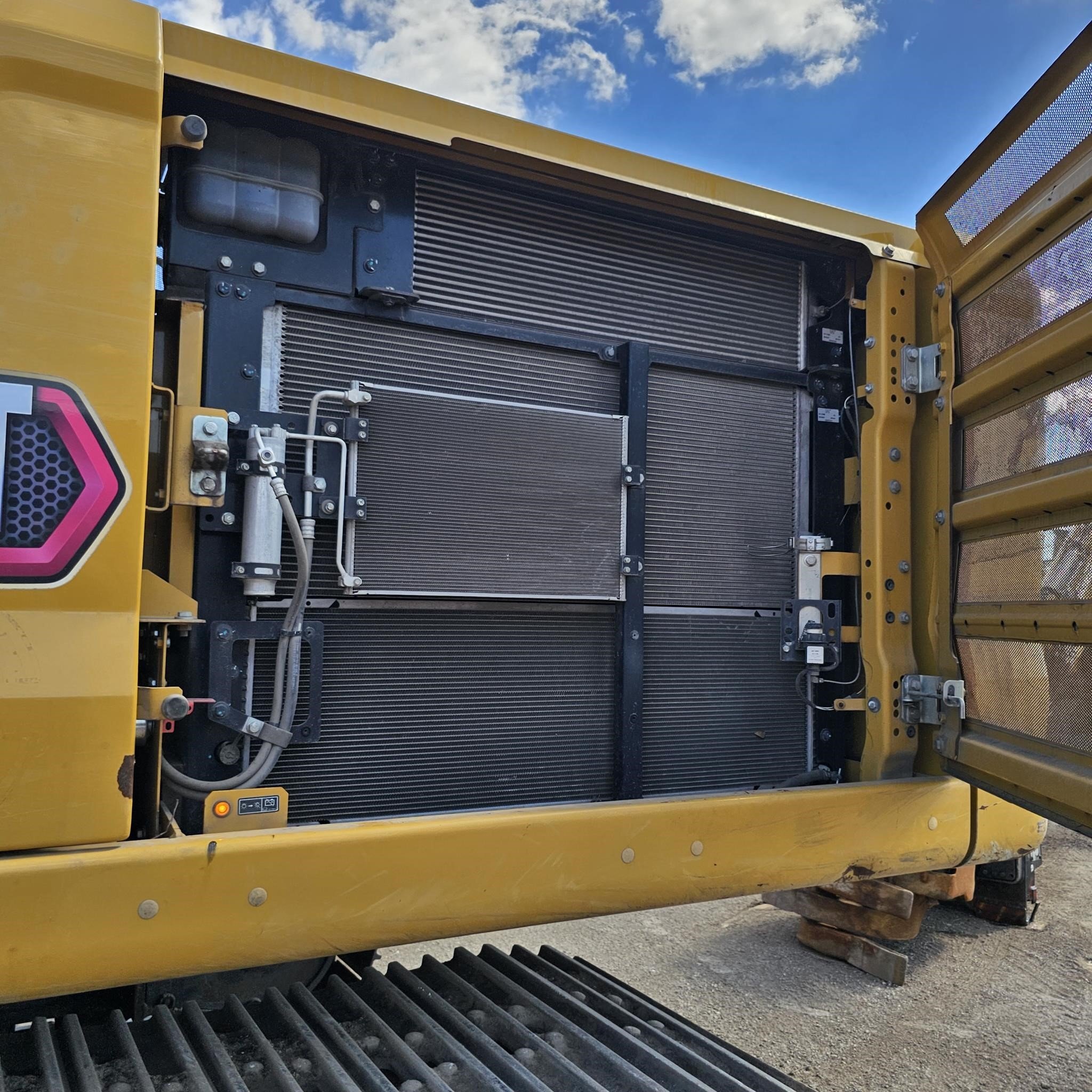 2021 Caterpillar 336 Crawler
