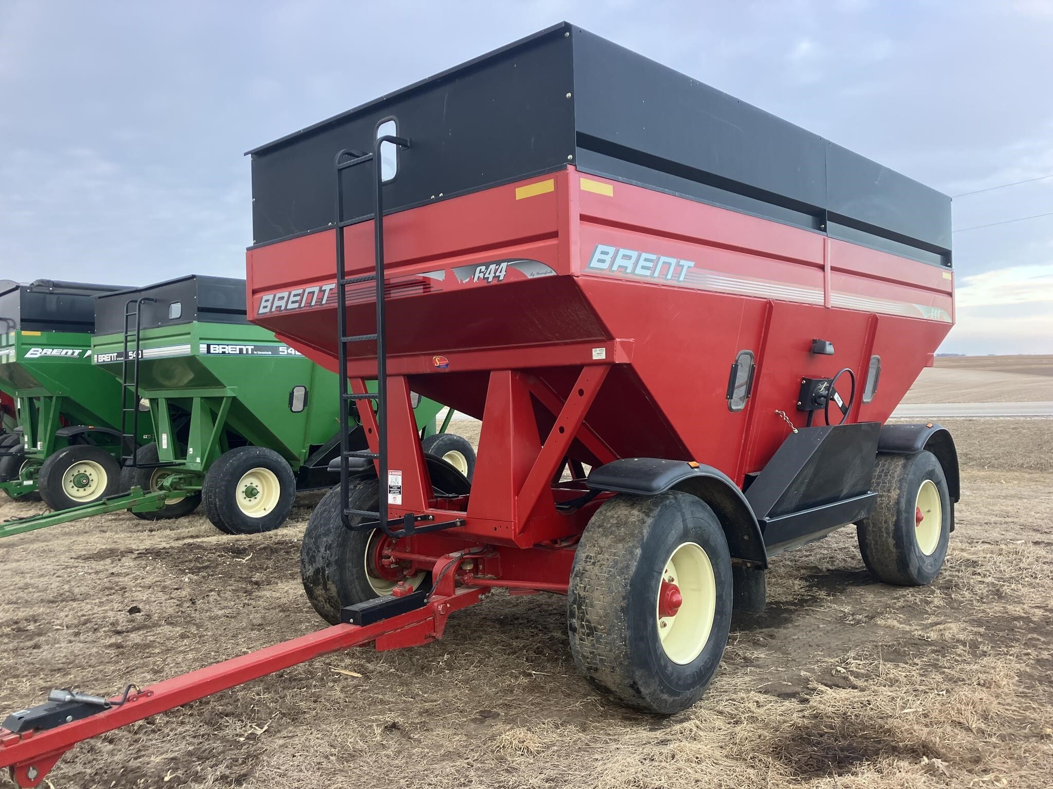  Brent 644 Gravity Wagon