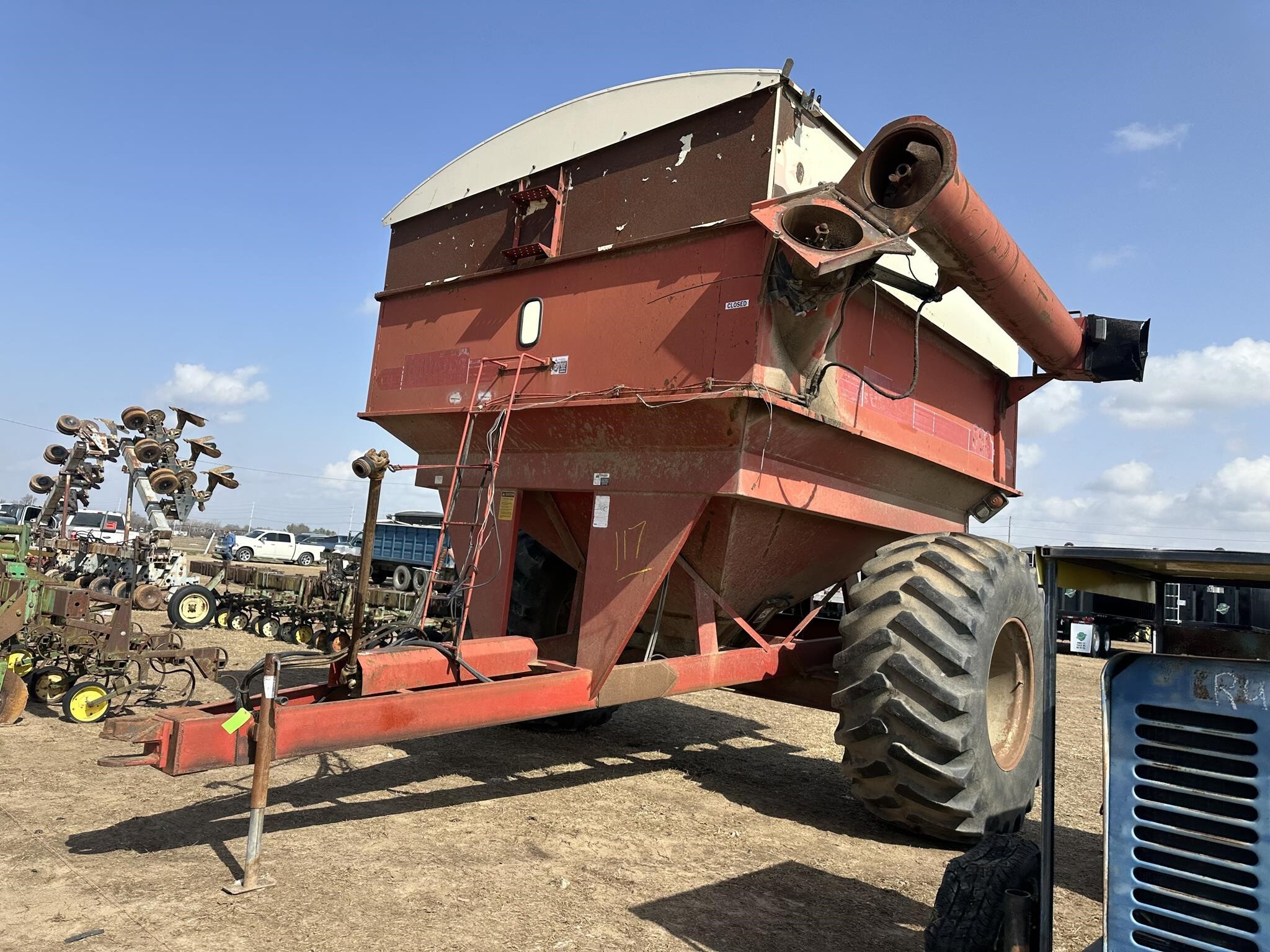  Killbros 690 Grain Cart