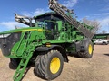 2024 John Deere 800R Self-Propelled Fertilizer Spreader