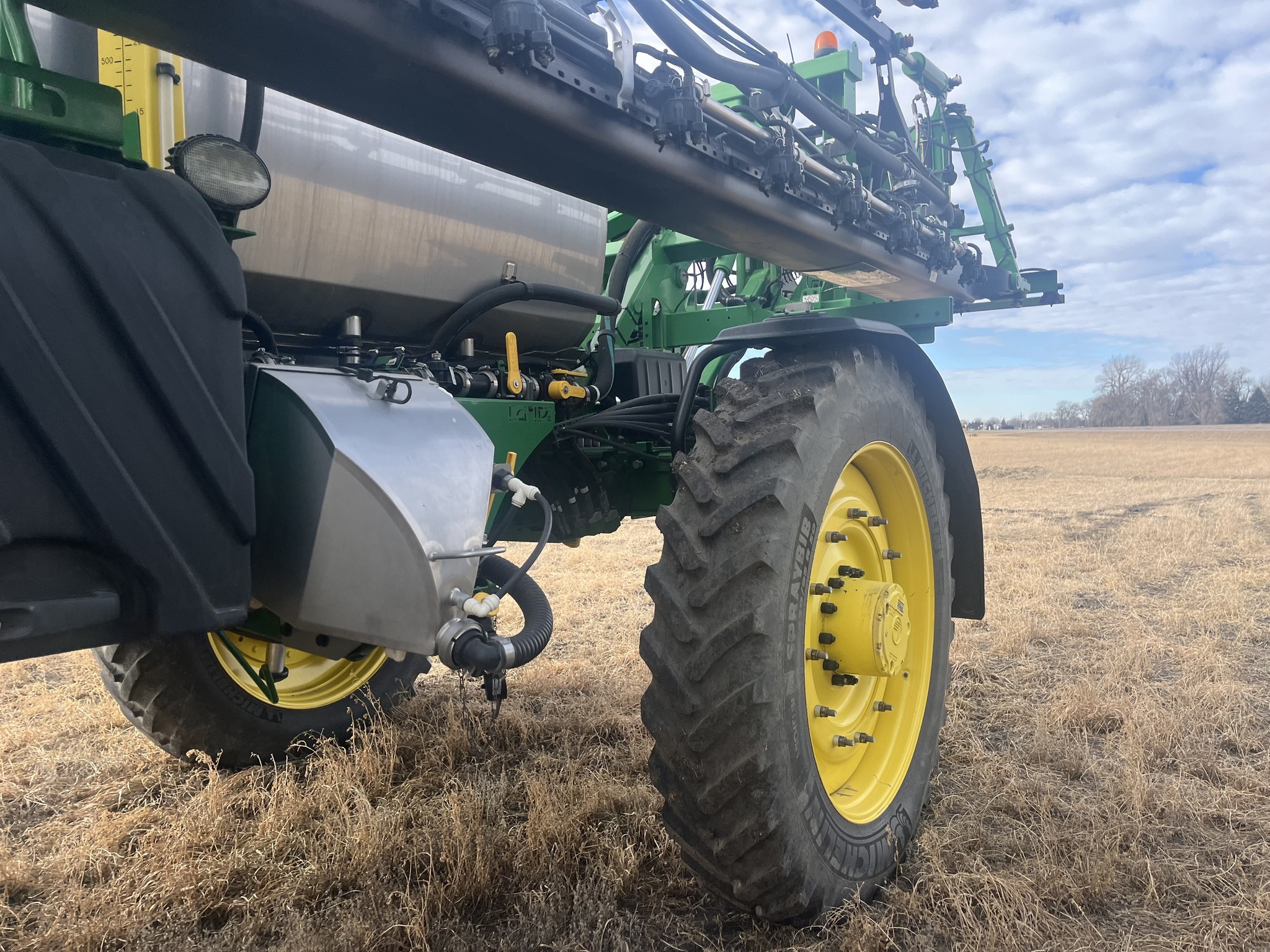 2021 John Deere R4045 Self-Propelled Sprayer