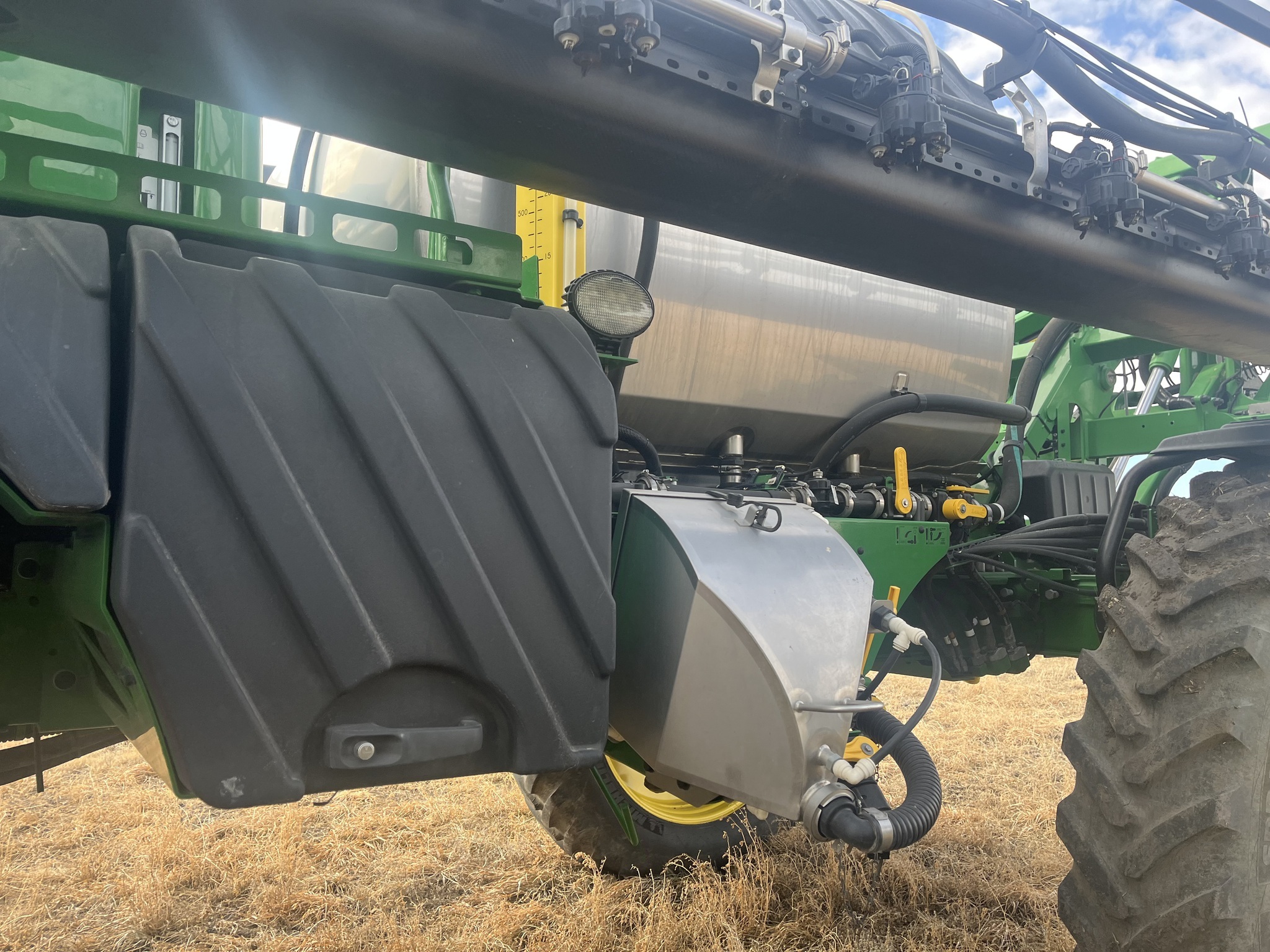 2021 John Deere R4045 Self-Propelled Sprayer