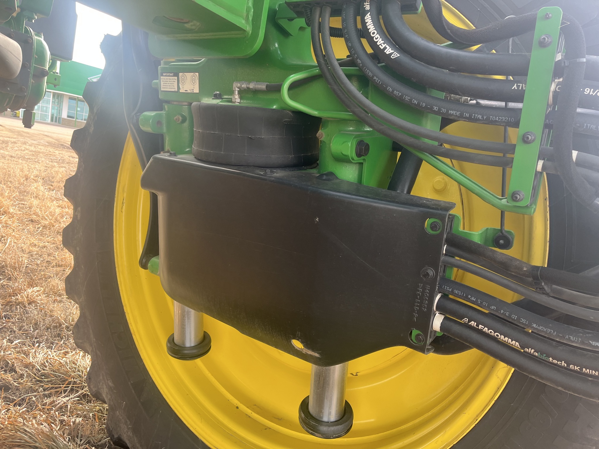 2021 John Deere R4045 Self-Propelled Sprayer