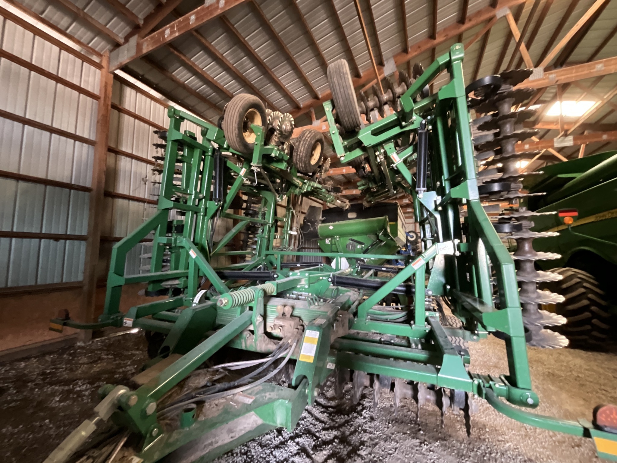 2018 Great Plains Turbo-Max Vertical Tillage