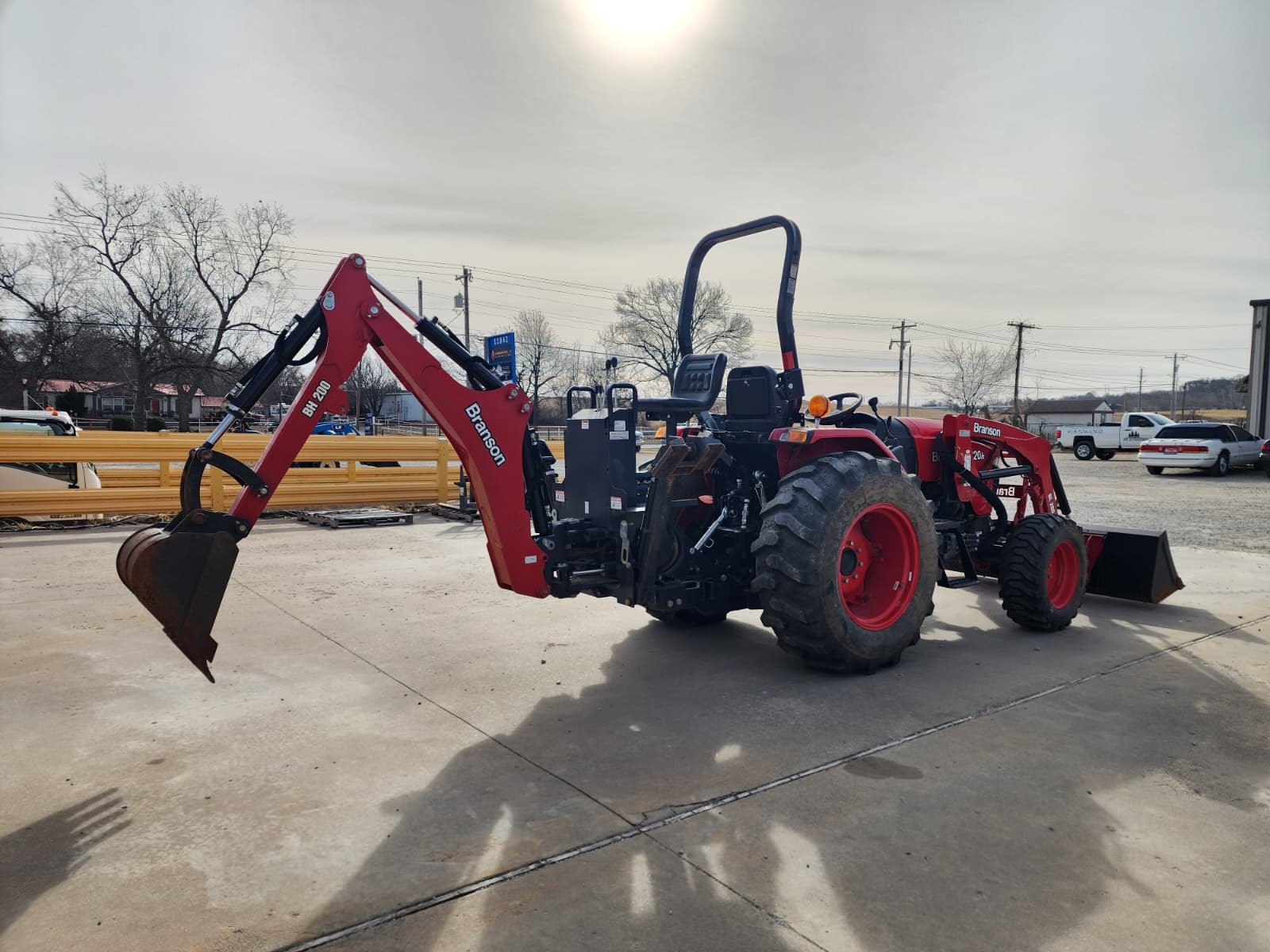 2021 Branson 4820H Tractor