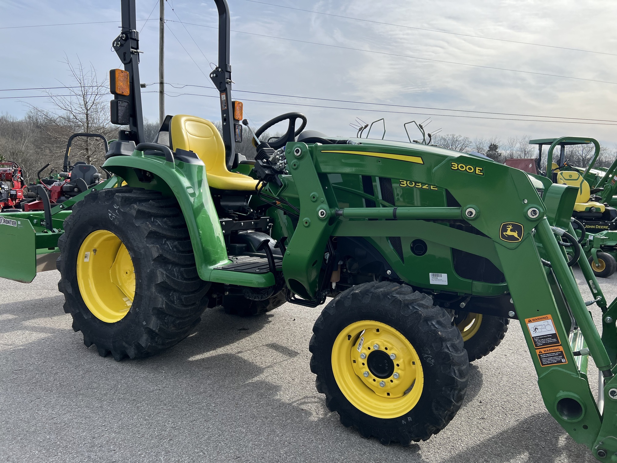 2025 John Deere 3032E Tractor