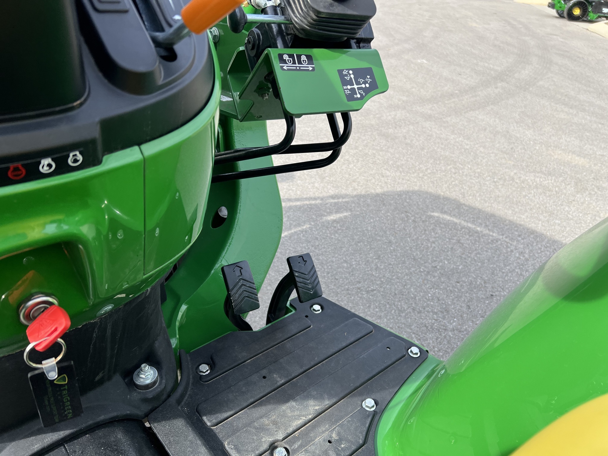 2025 John Deere 3032E Tractor