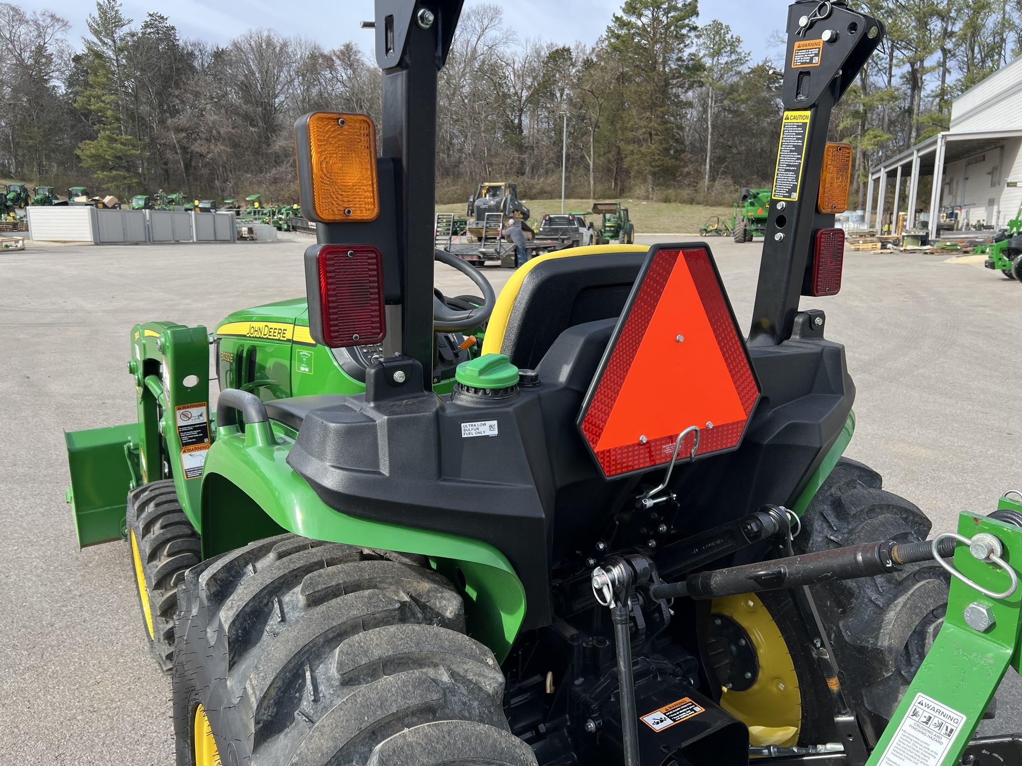 2025 John Deere 3032E Tractor