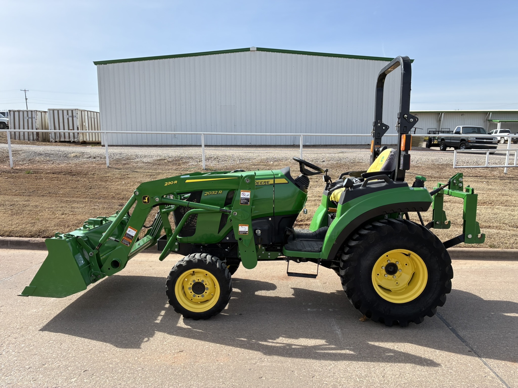 2021 John Deere 2032R Tractor