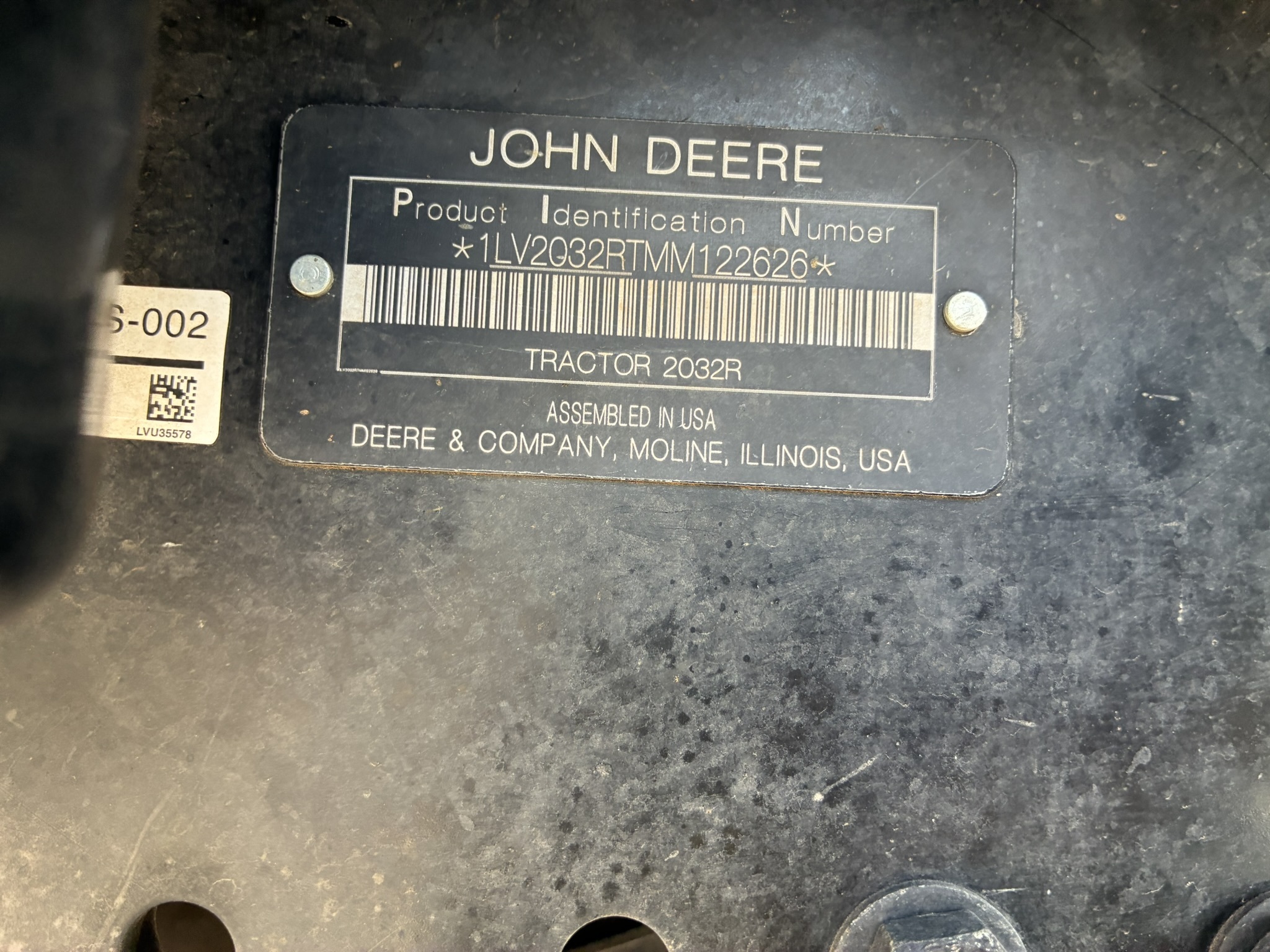2021 John Deere 2032R Tractor