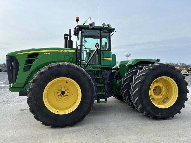 2009 John Deere 9430 Tractor