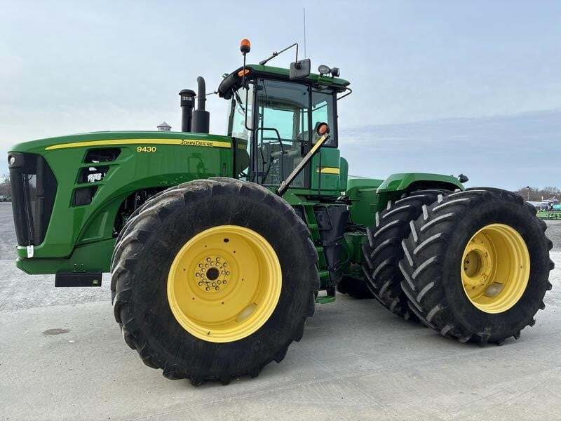 2009 John Deere 9430 Tractor