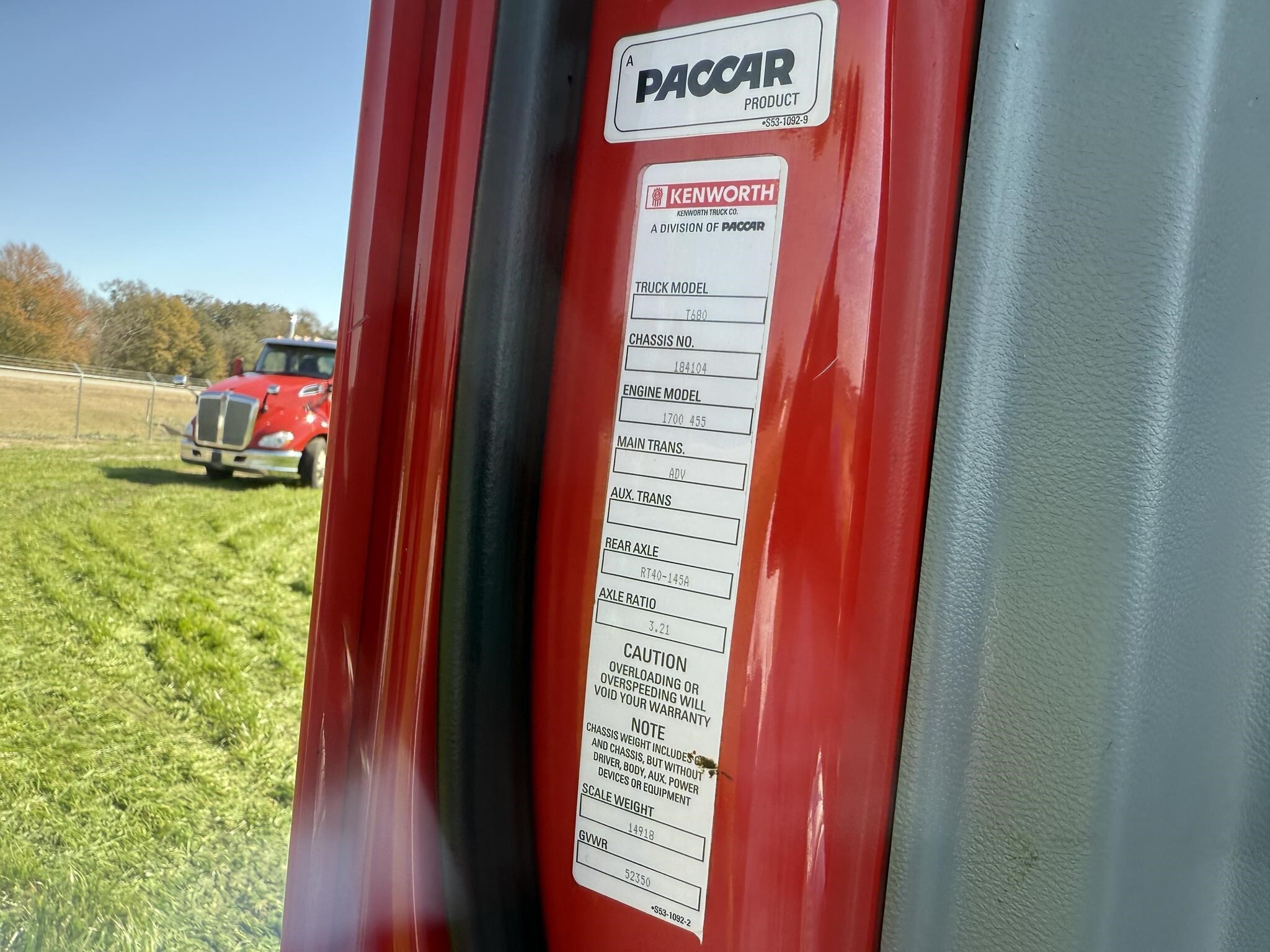 2018 Kenworth T680 Semi Trucks/Trailer