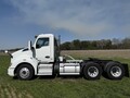 2015 Kenworth T680 Semi Trucks/Trailer