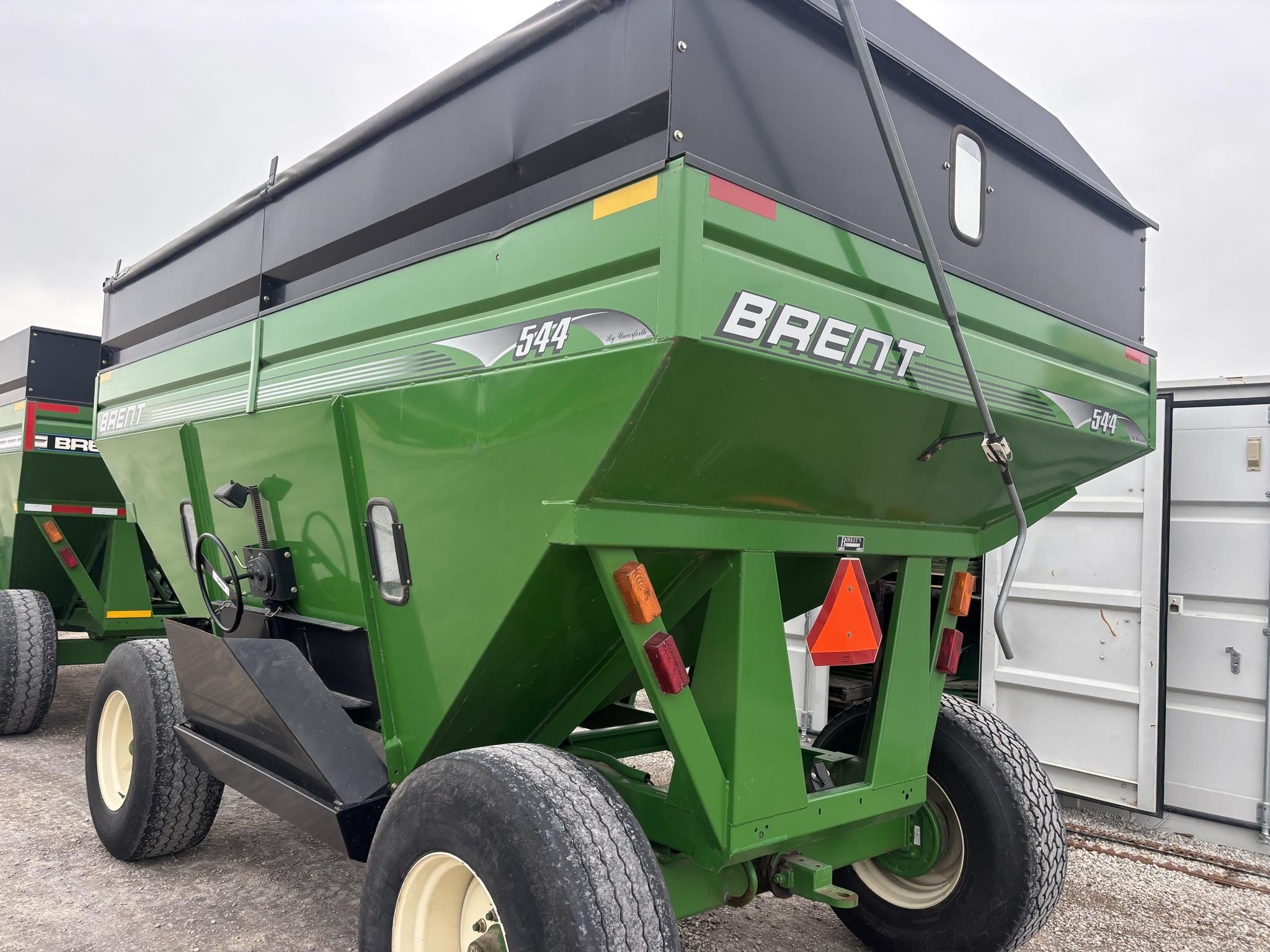  Brent 544 Gravity Wagon
