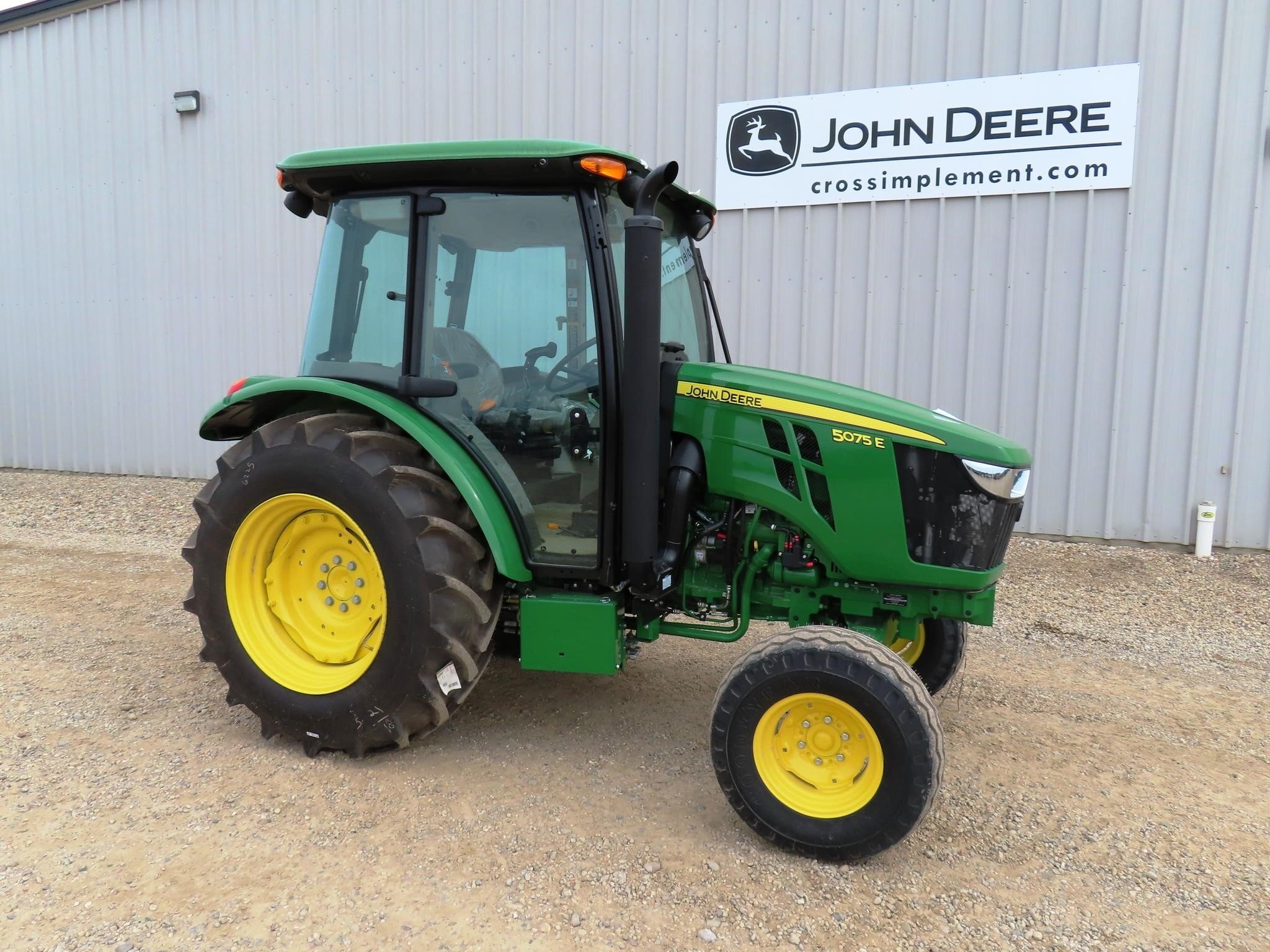 2026 John Deere 5075E Tractor
