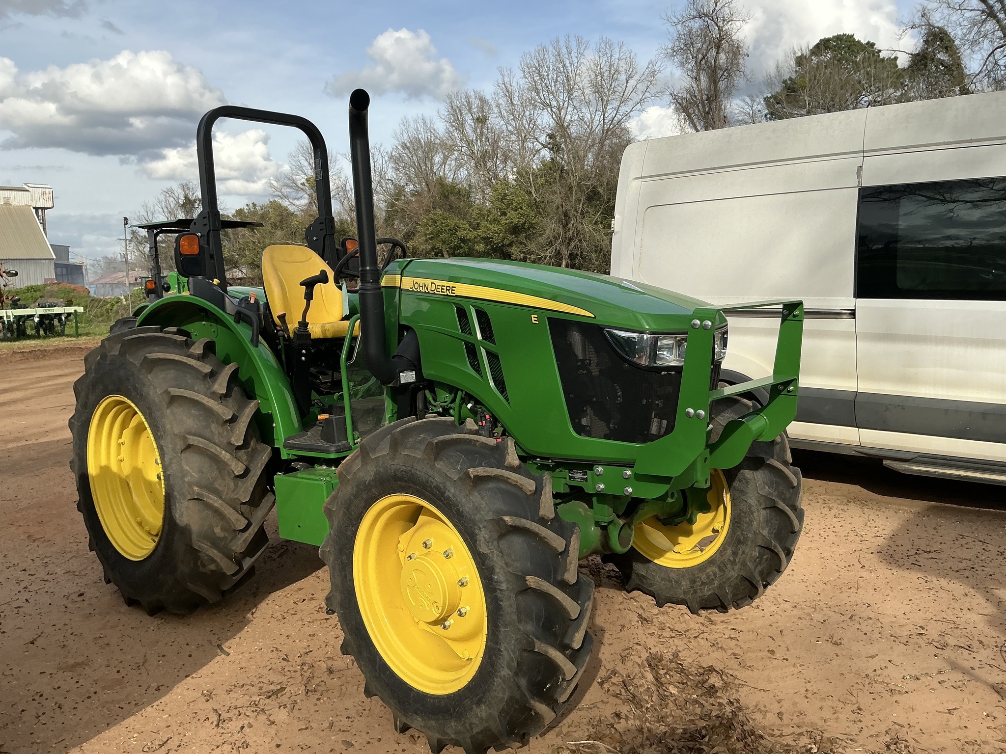 2024 John Deere 5075E Tractor