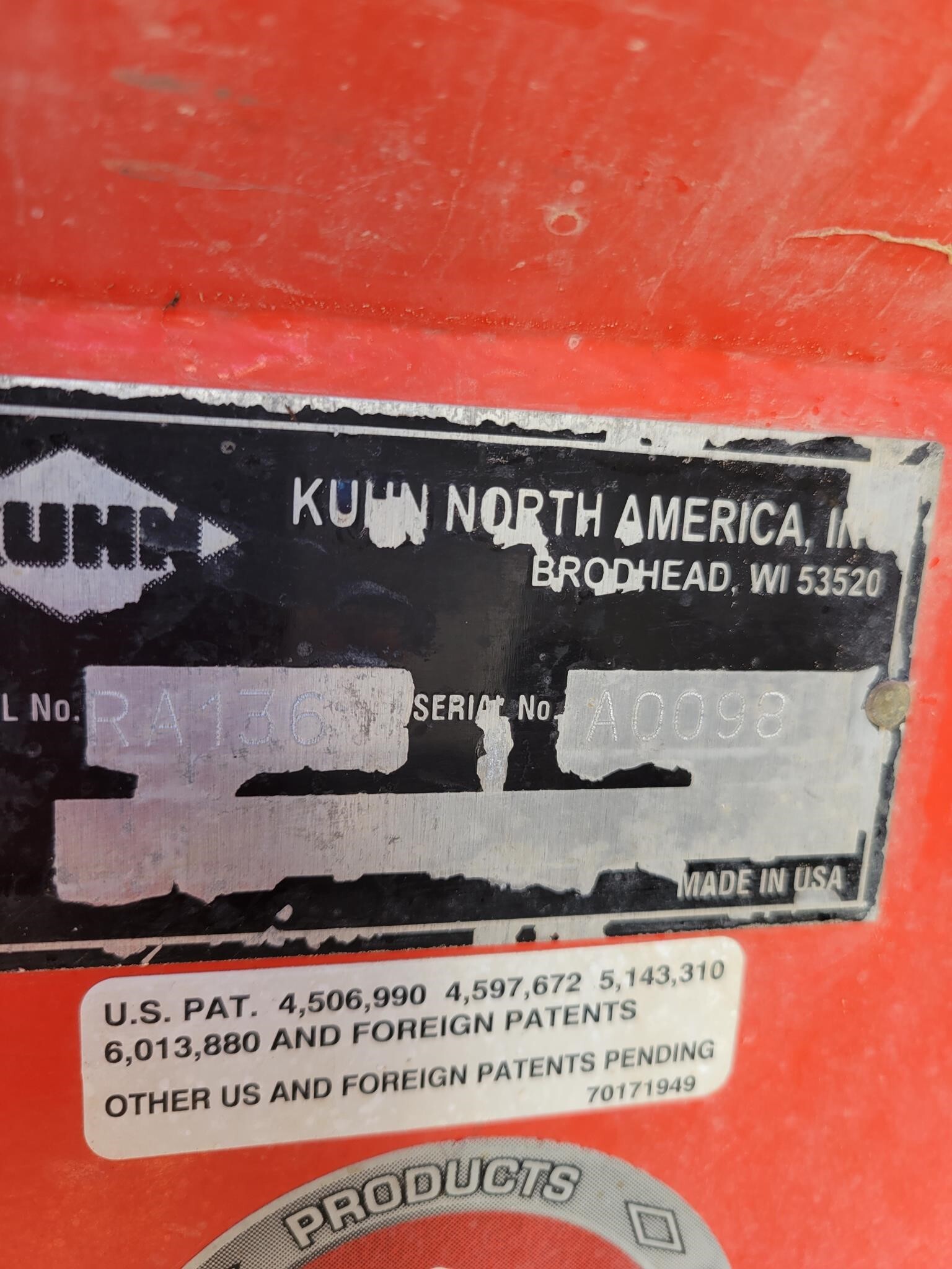 2014 Kuhn Knight RA136 Grinders and Mixer