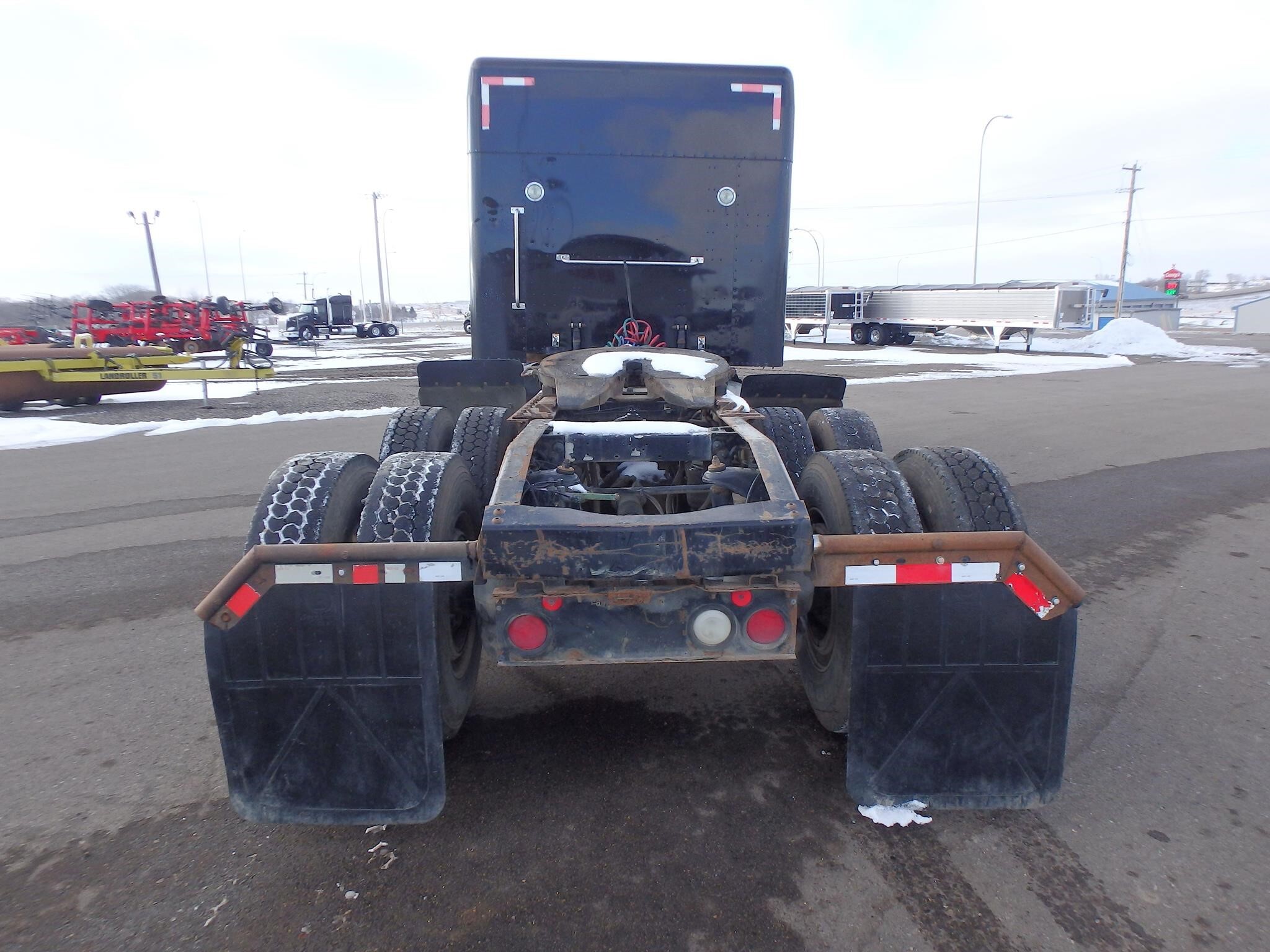 2016 Peterbilt 367 Semi Trucks/Trailer