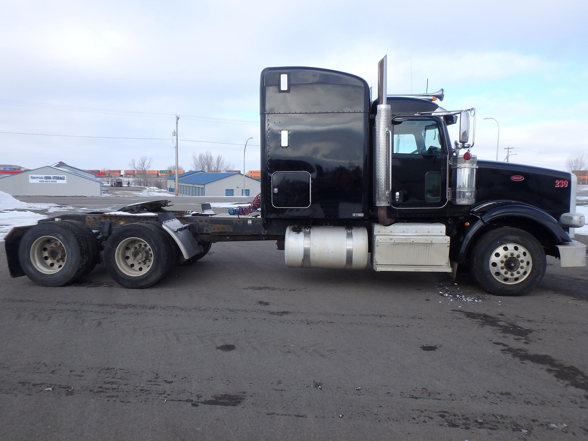 2016 Peterbilt 367 Semi Trucks/Trailer