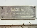 1998 Altec D945B Crane
