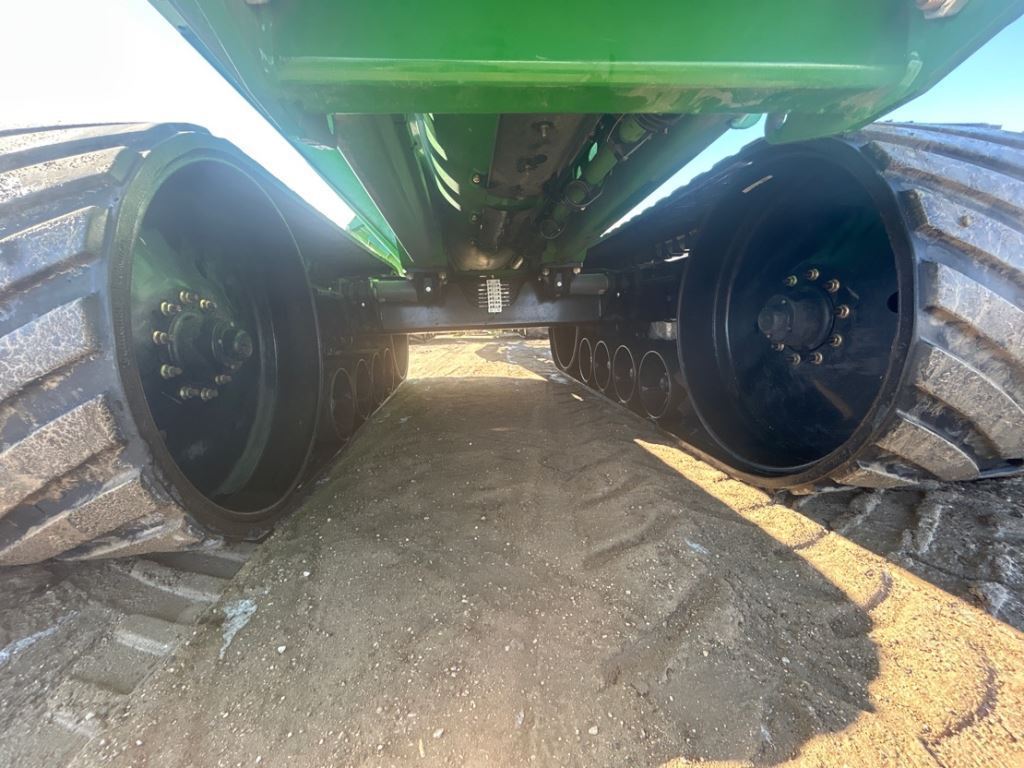 2020 Brent 1596 Grain Cart