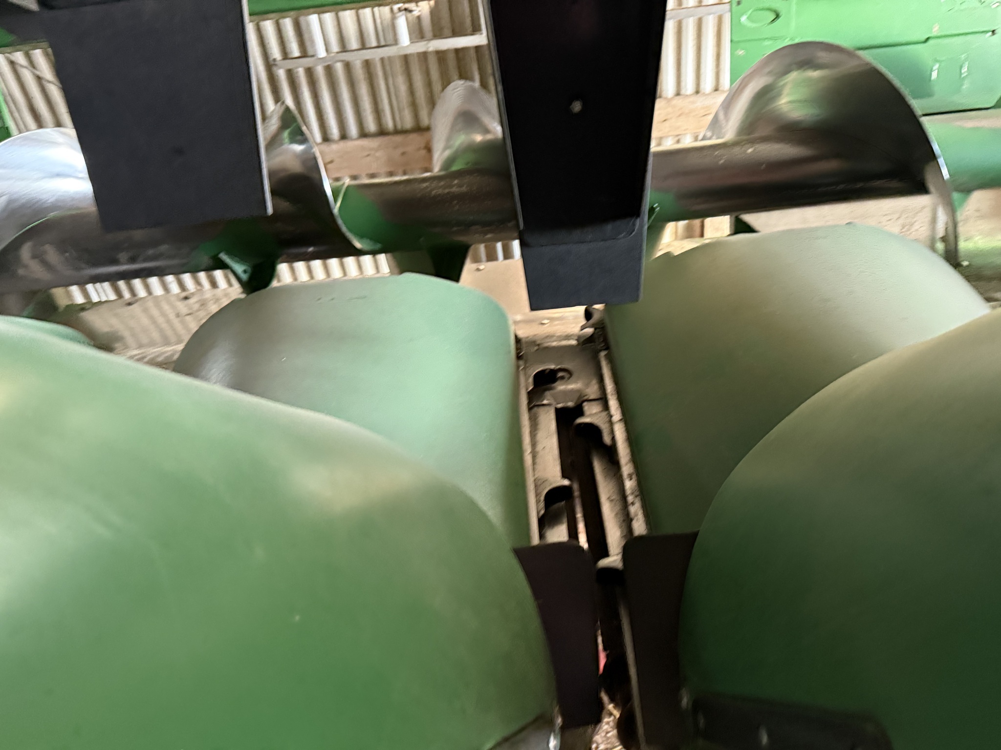 2023 John Deere C8R Corn Head