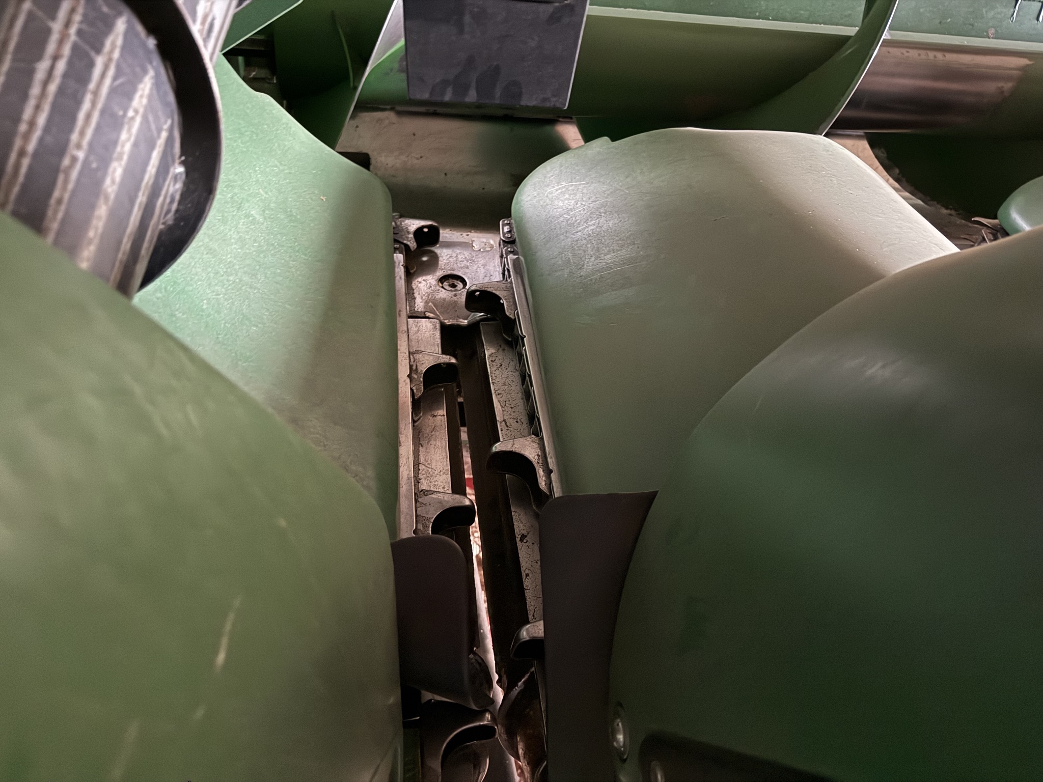 2023 John Deere C8R Corn Head