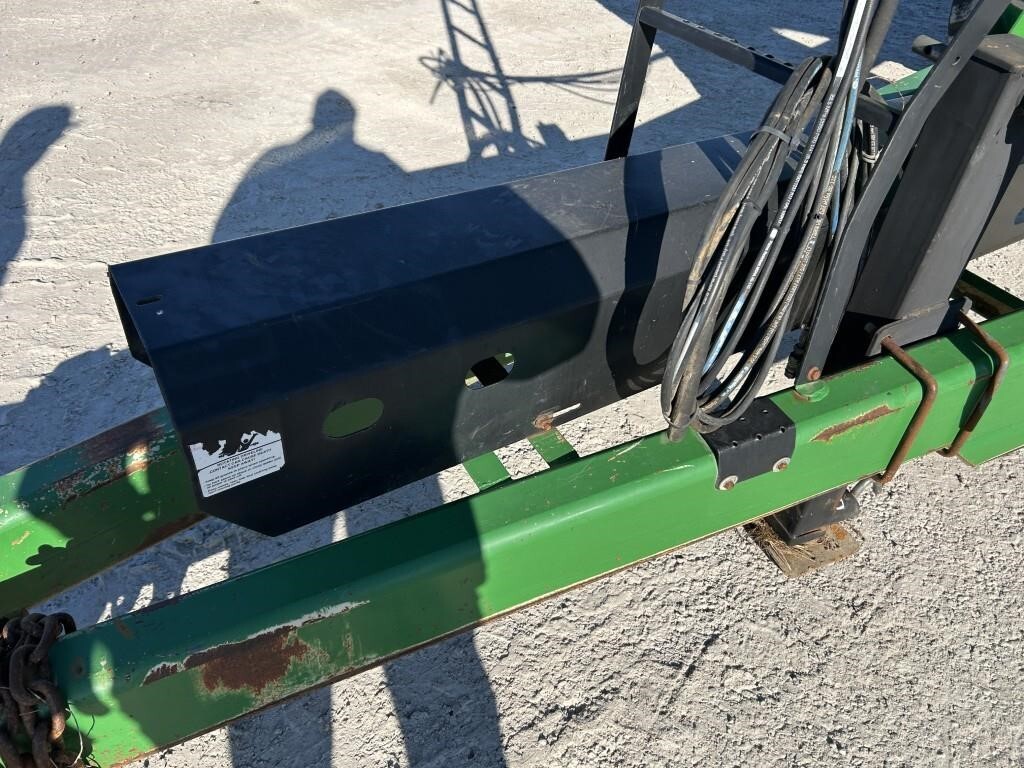 2014 J&M 1401-22T Grain Cart