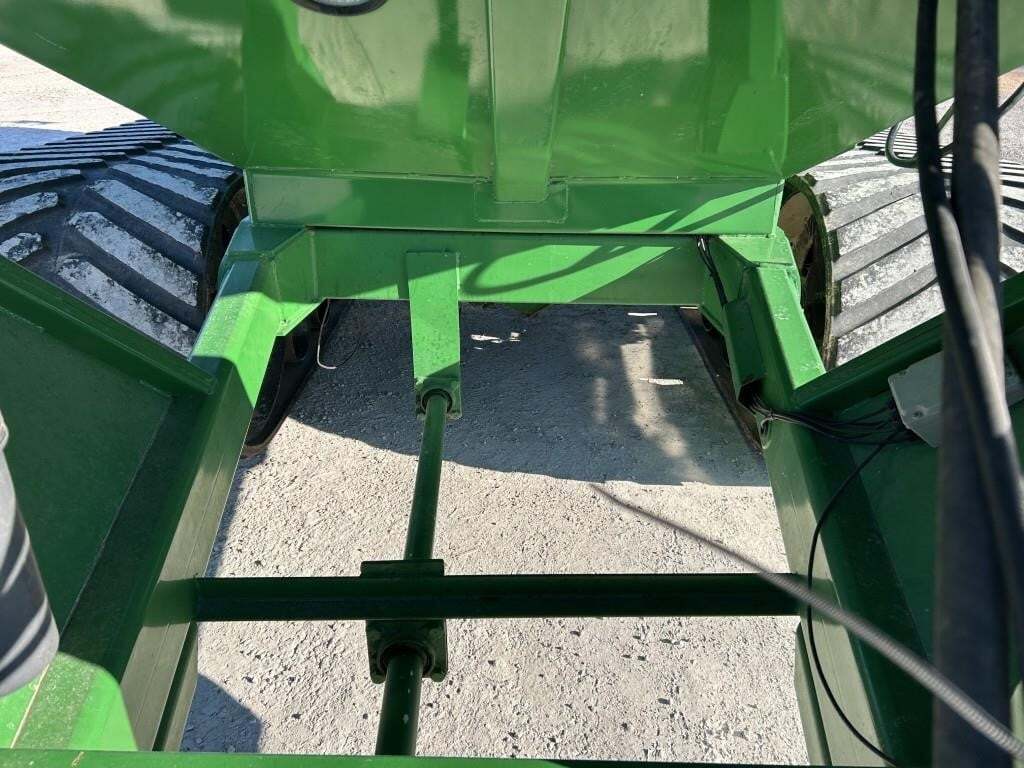 2014 J&M 1401-22T Grain Cart