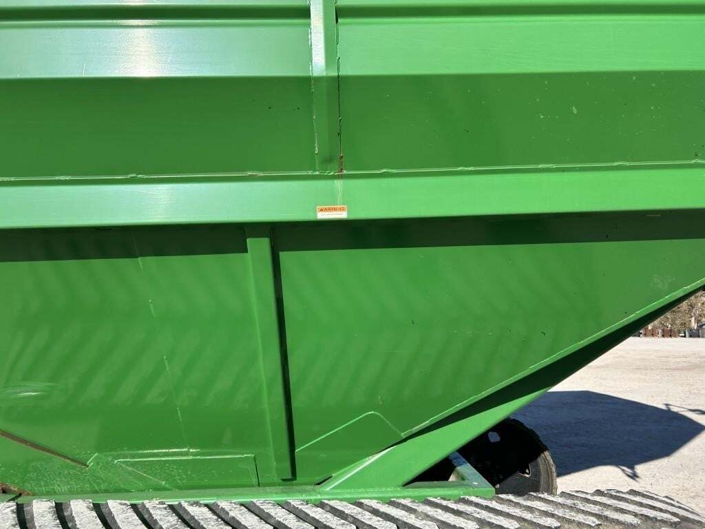 2014 J&M 1401-22T Grain Cart