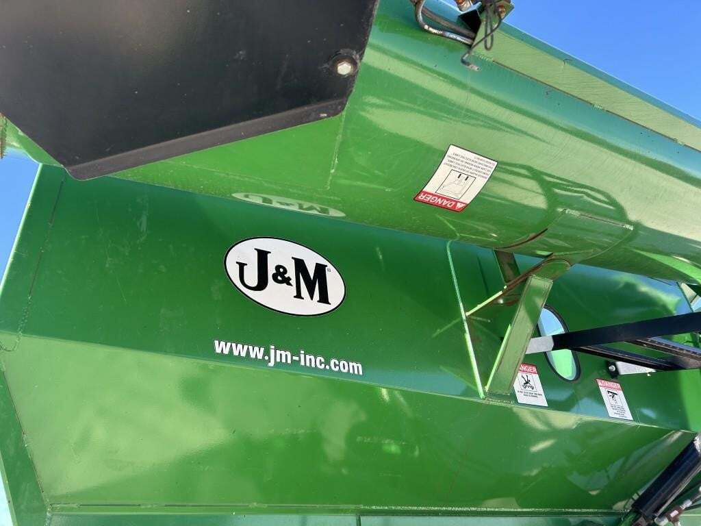 2014 J&M 1401-22T Grain Cart