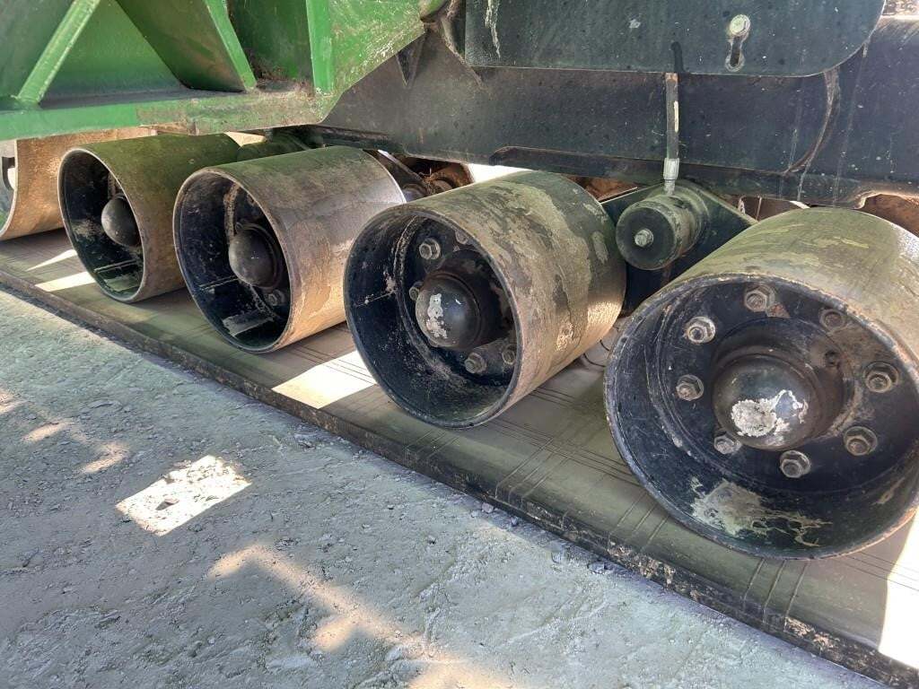 2014 J&M 1401-22T Grain Cart