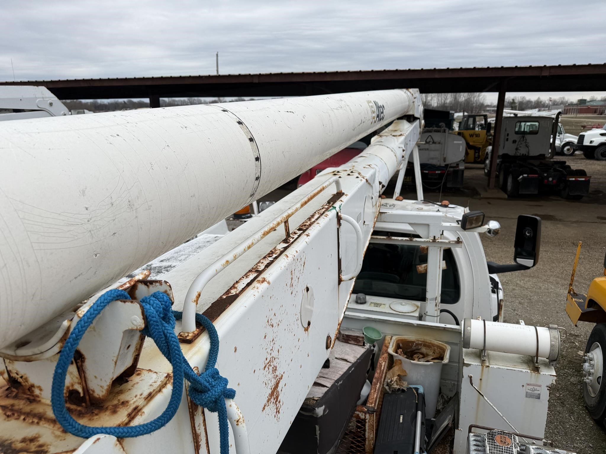 2006 Altec AA755L Crane