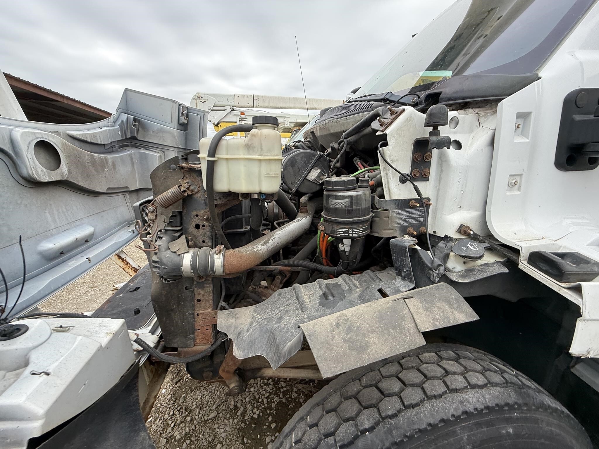 2006 Altec AA755L Crane