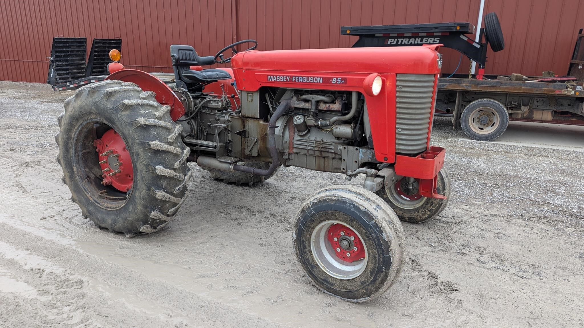 1958 Massey Ferguson 85 Tractor