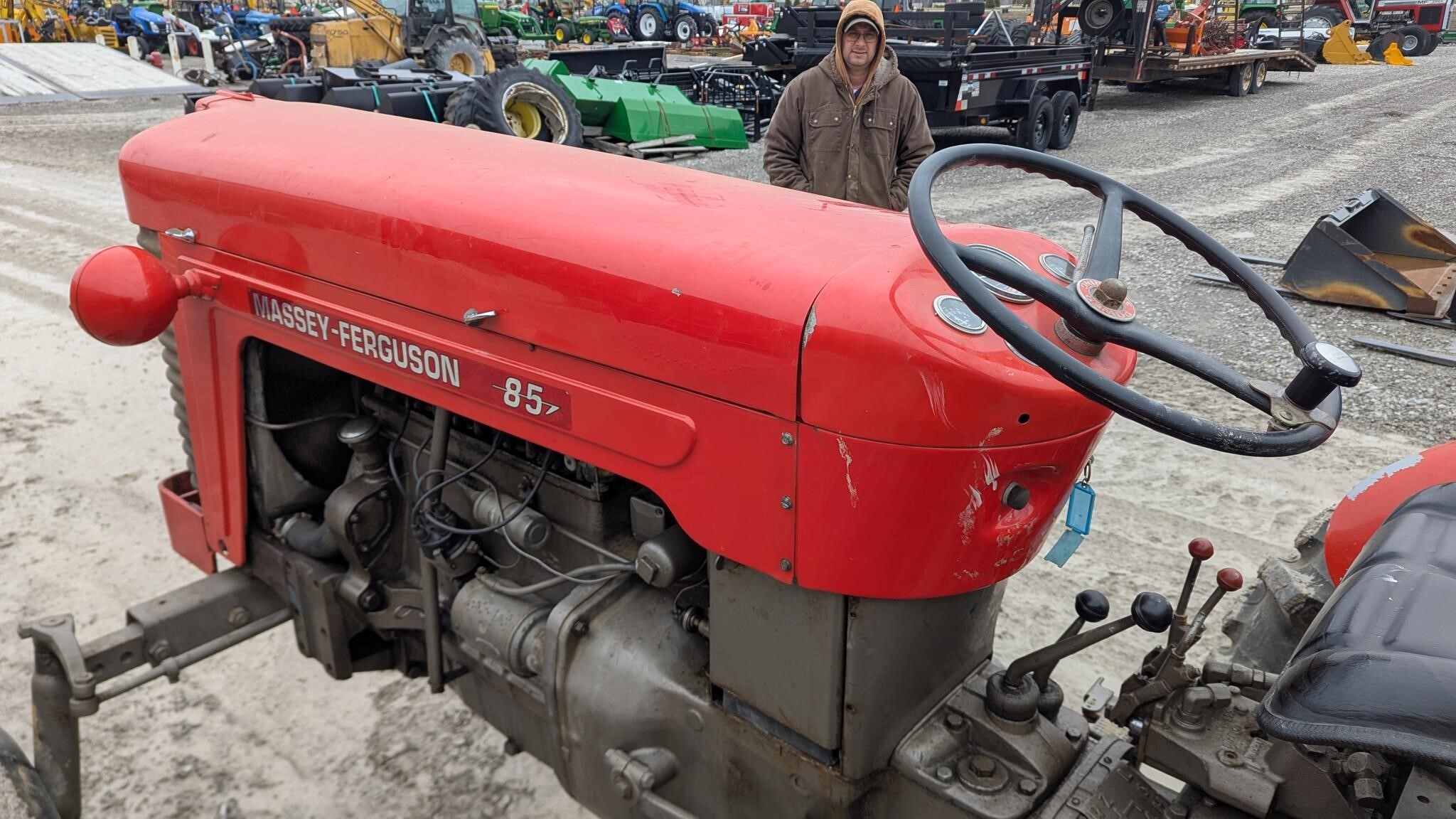1958 Massey Ferguson 85 Tractor