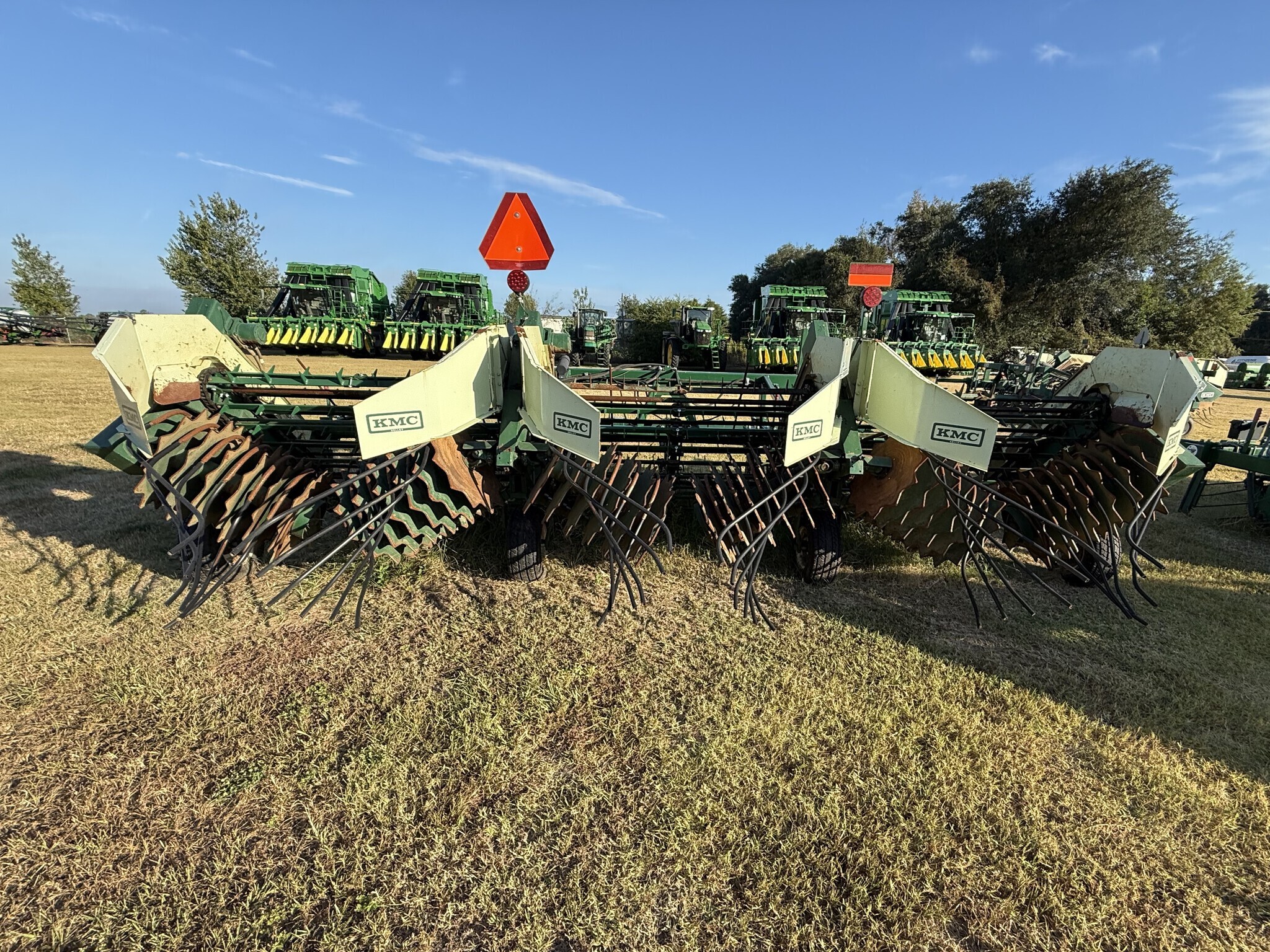 2023 Kelley Manufacturing 636 RIGID CHAIN DSI Peanut Equipment