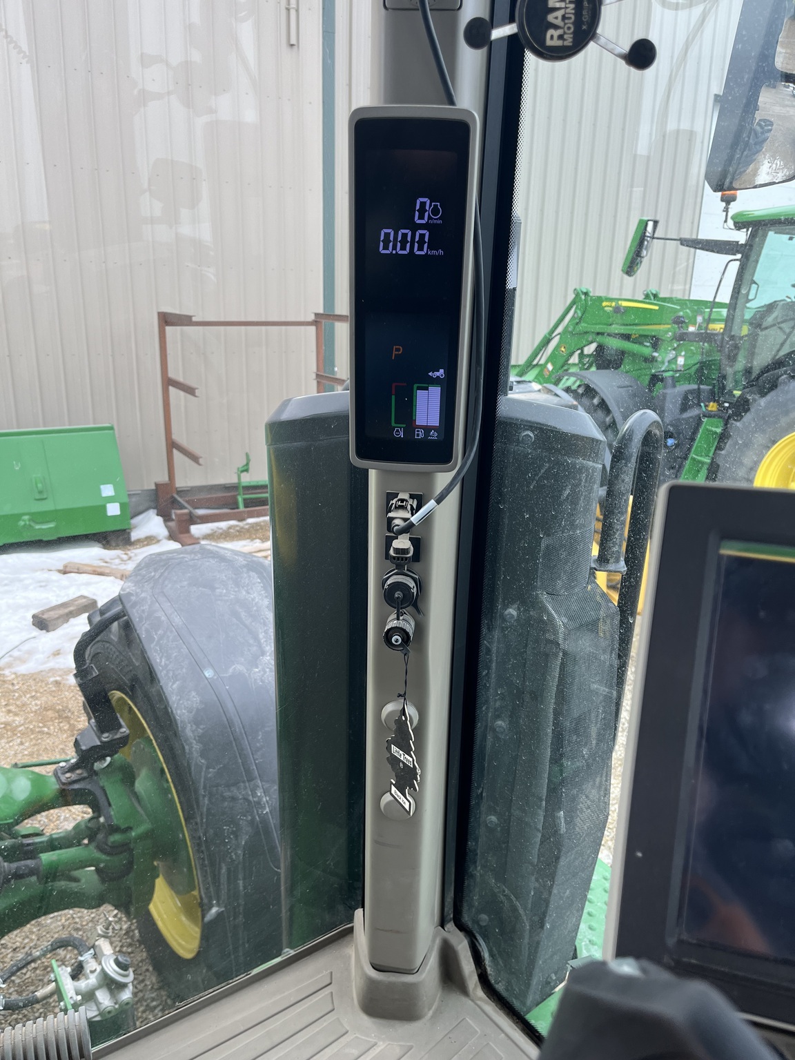 2021 John Deere 8R 370 Tractor