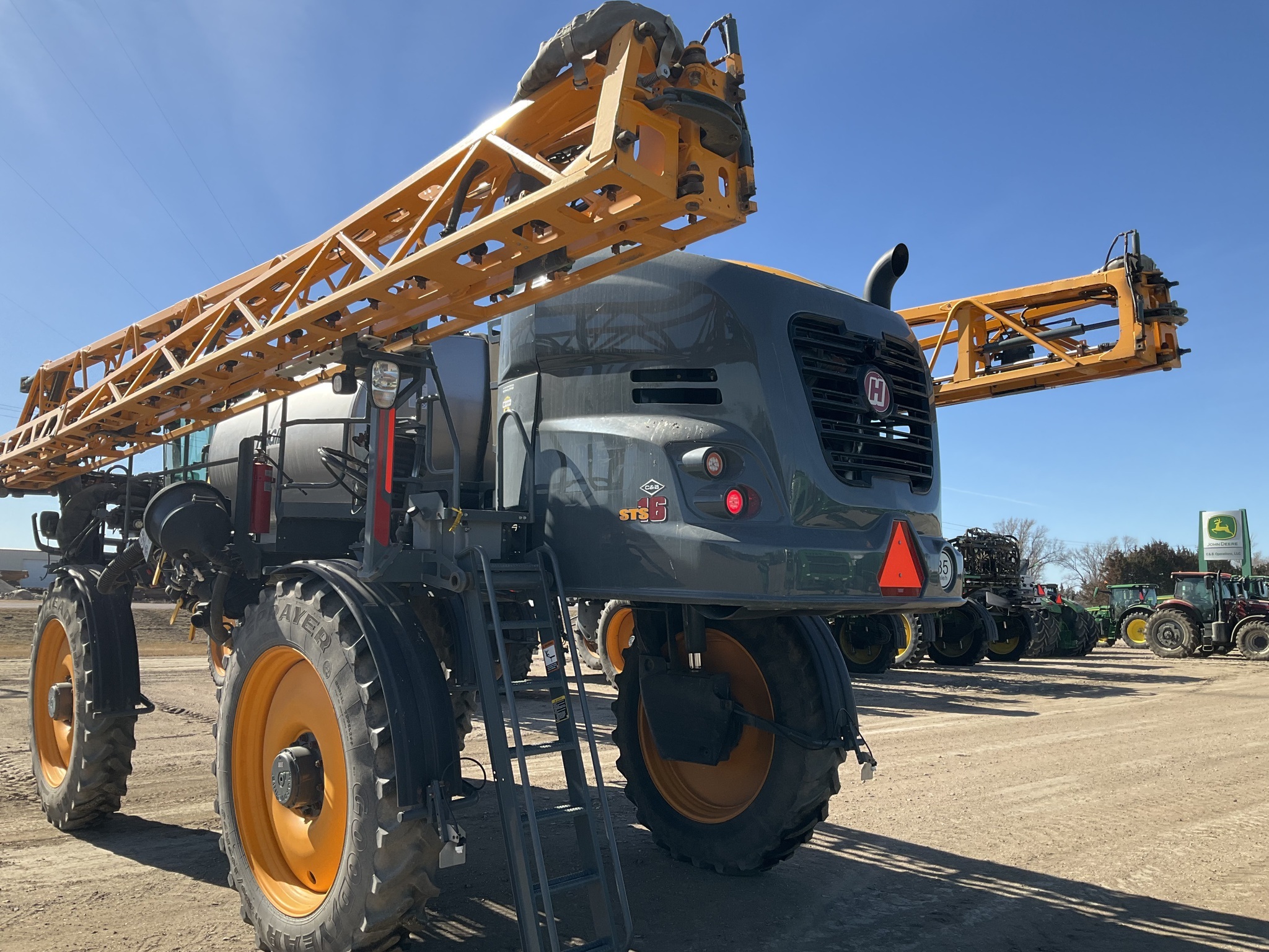 2021 Hagie STS16 Self-Propelled Sprayer