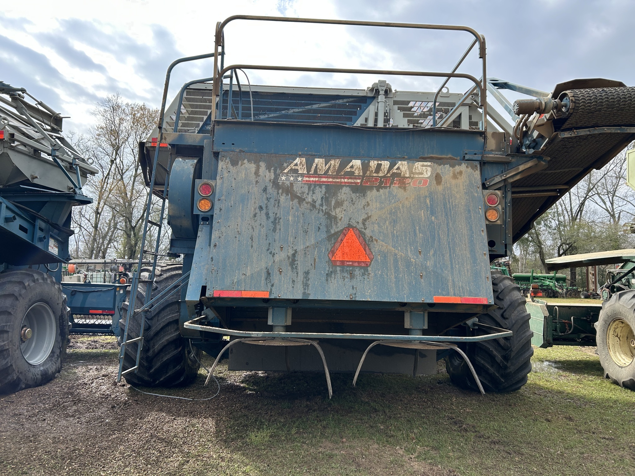 2022 Amadas 2120 Peanut Equipment