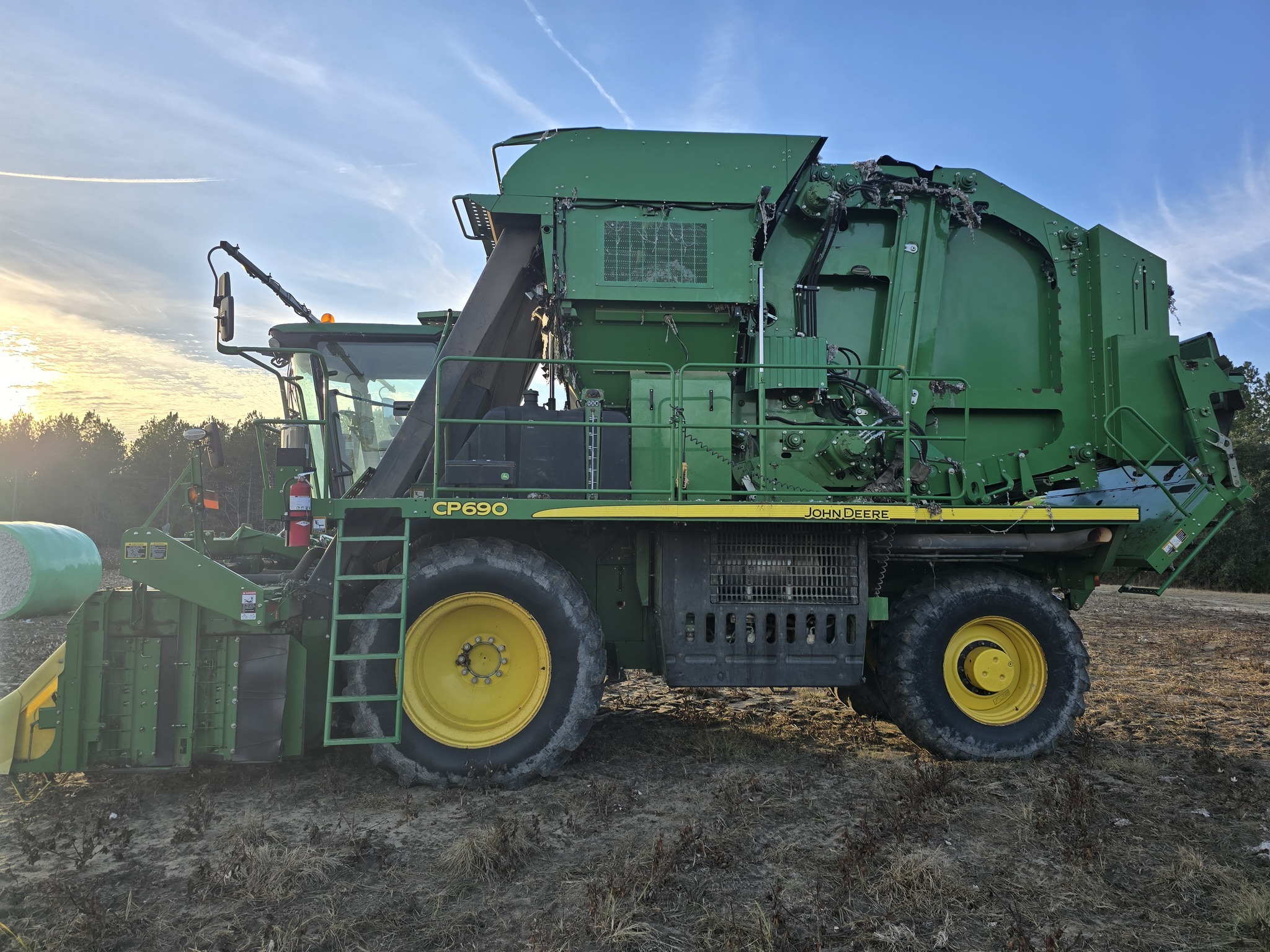 2018 John Deere CP690 Cotton Equipment