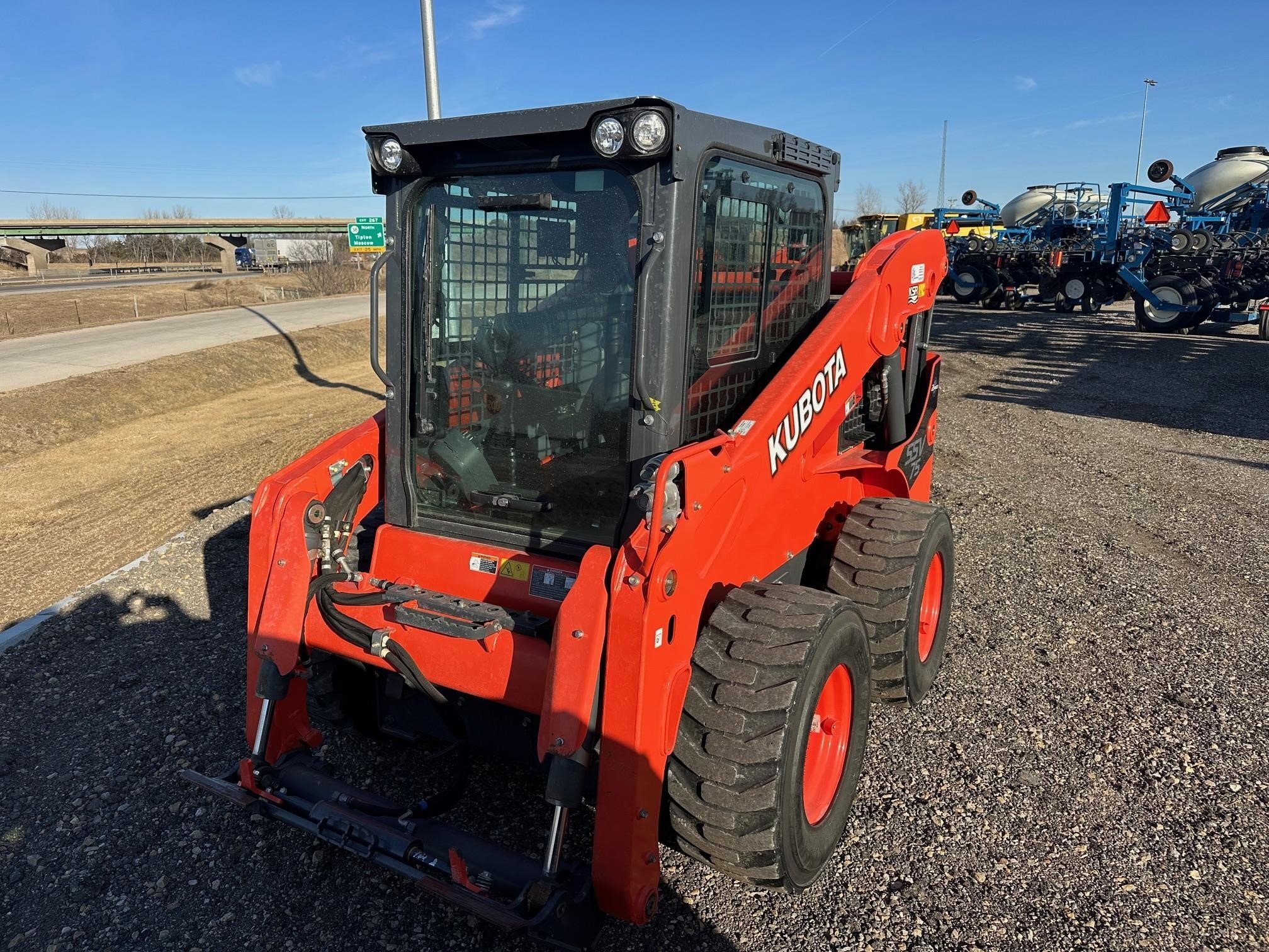 2019 Kubota SSV75 Skid Steer