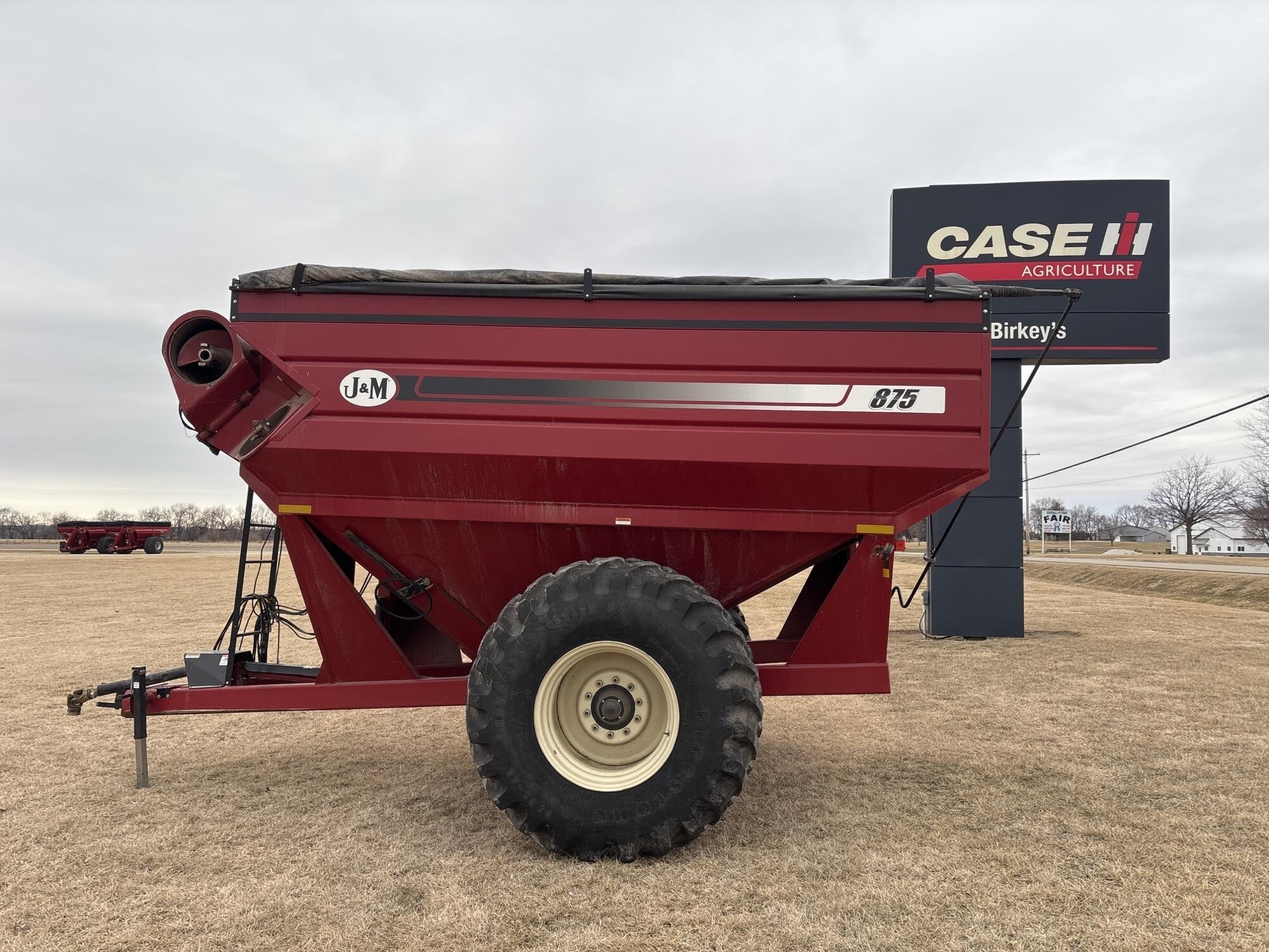 2012 J&M 875-18 Grain Cart