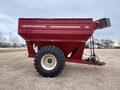 2011 J&M 750-18 Grain Cart