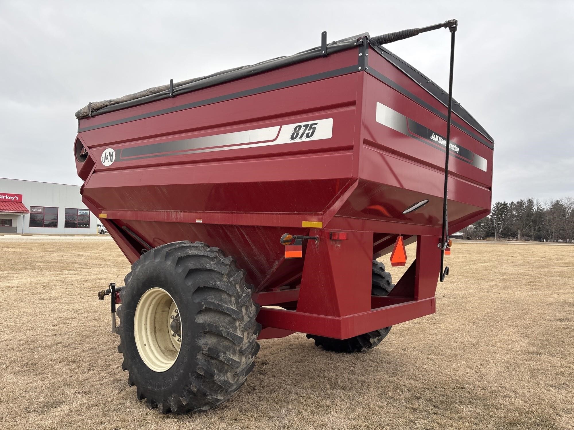 2012 J&M 875-18 Grain Cart