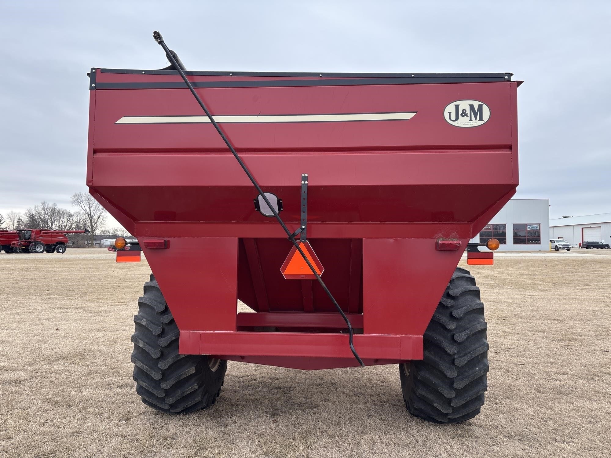 2011 J&M 750-18 Grain Cart